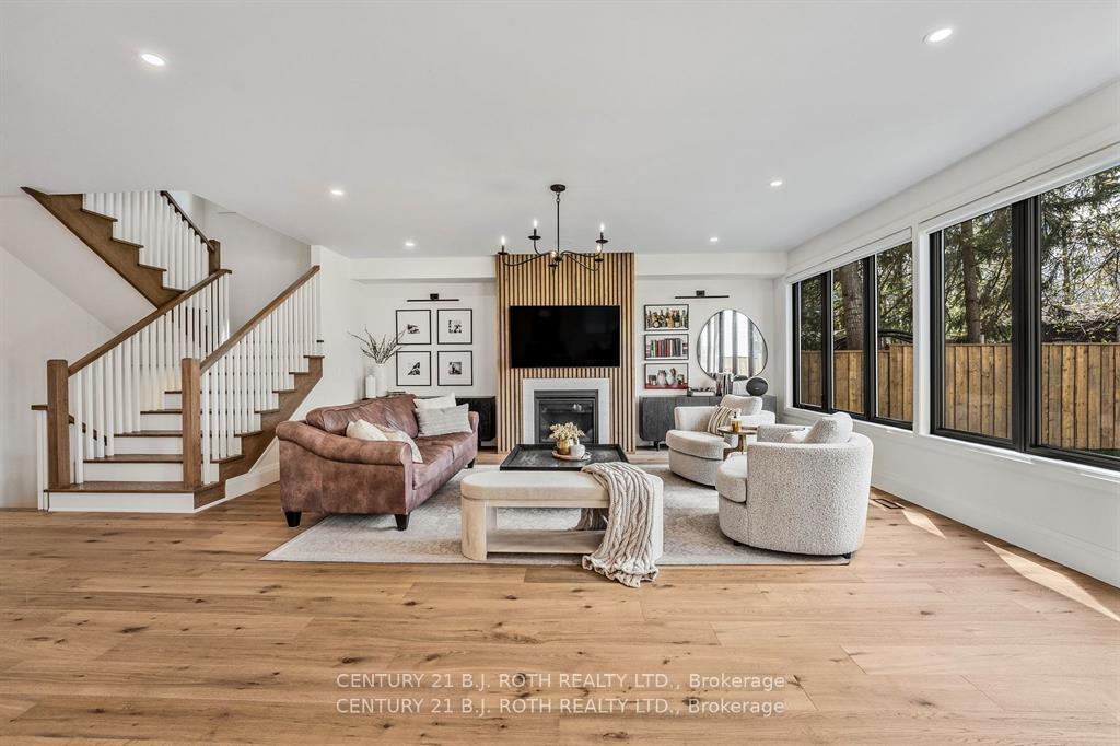 Photo 42 of 46 Tyndale Road, Barrie, South Shore — HOMEH