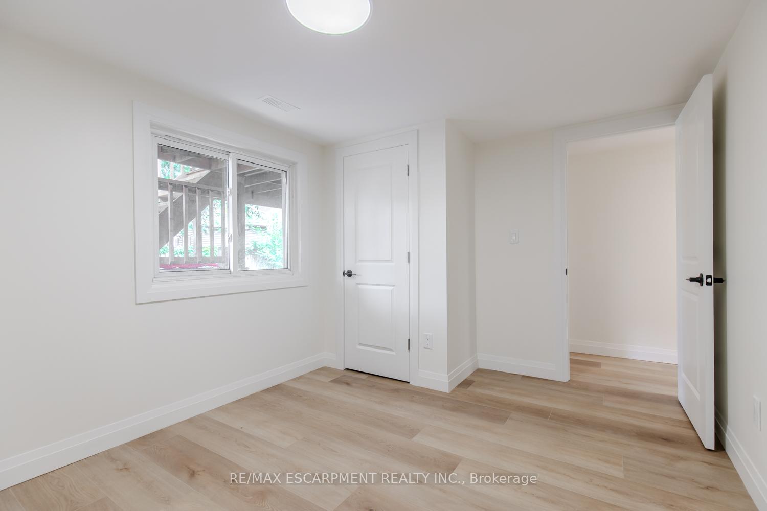 Photo 29 of 92 Pearl Street S, Hamilton, Strathcona — HOMEH