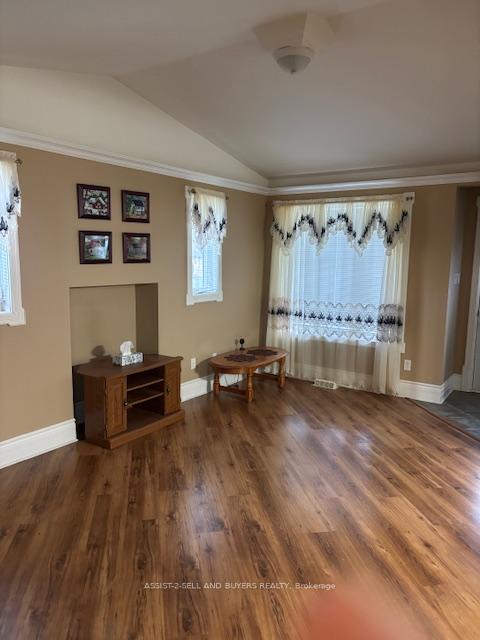 Photo 8 of 194 Hemlock Crescent, Cornwall — HOMEH