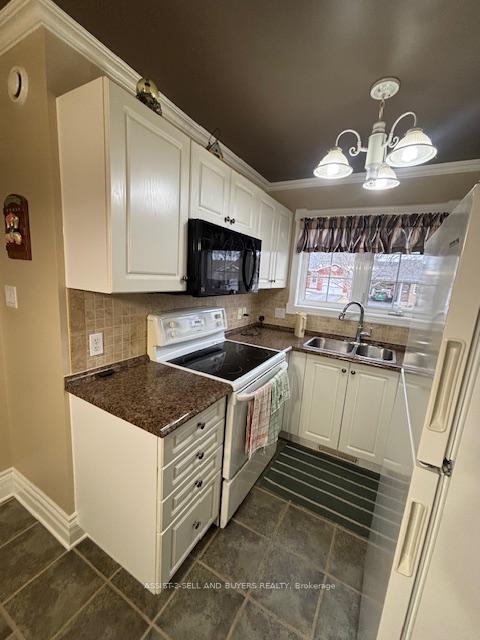 Photo 13 of 194 Hemlock Crescent, Cornwall — HOMEH