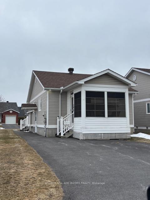 Photo 17 of 194 Hemlock Crescent, Cornwall — HOMEH