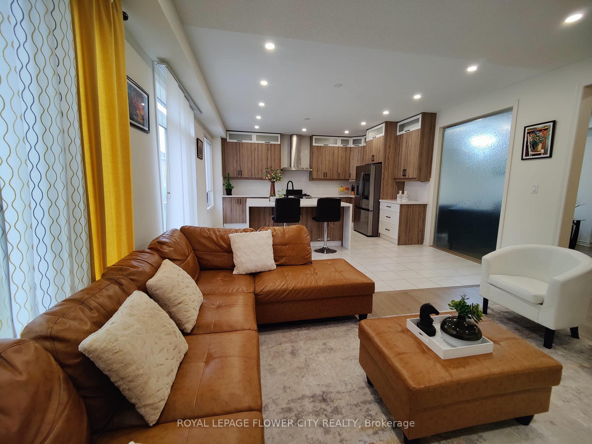 Photo 30 of 360 Valleyway Drive, Brampton, Credit Valley — HOMEH