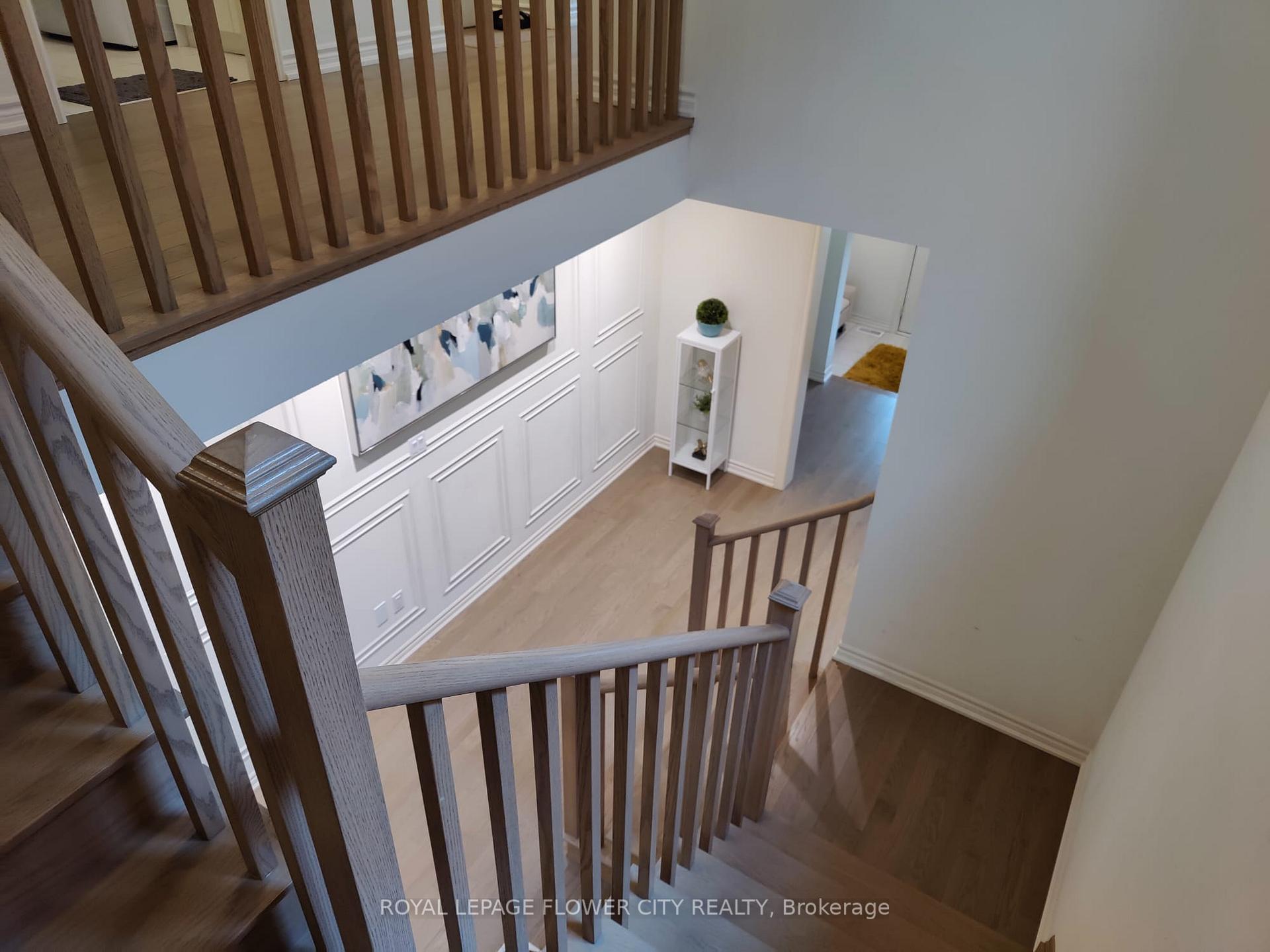 Photo 27 of 360 Valleyway Drive, Brampton, Credit Valley — HOMEH