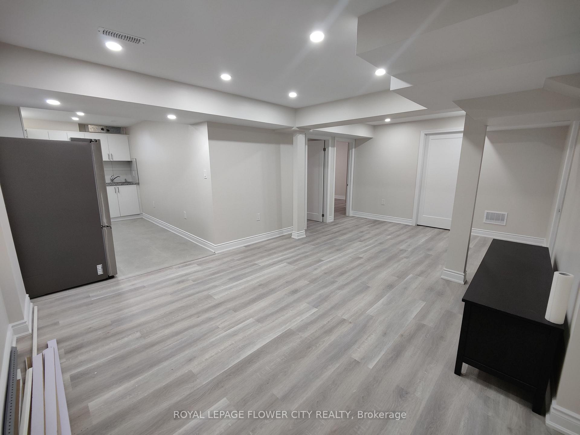 Photo 15 of 360 Valleyway Drive, Brampton, Credit Valley — HOMEH