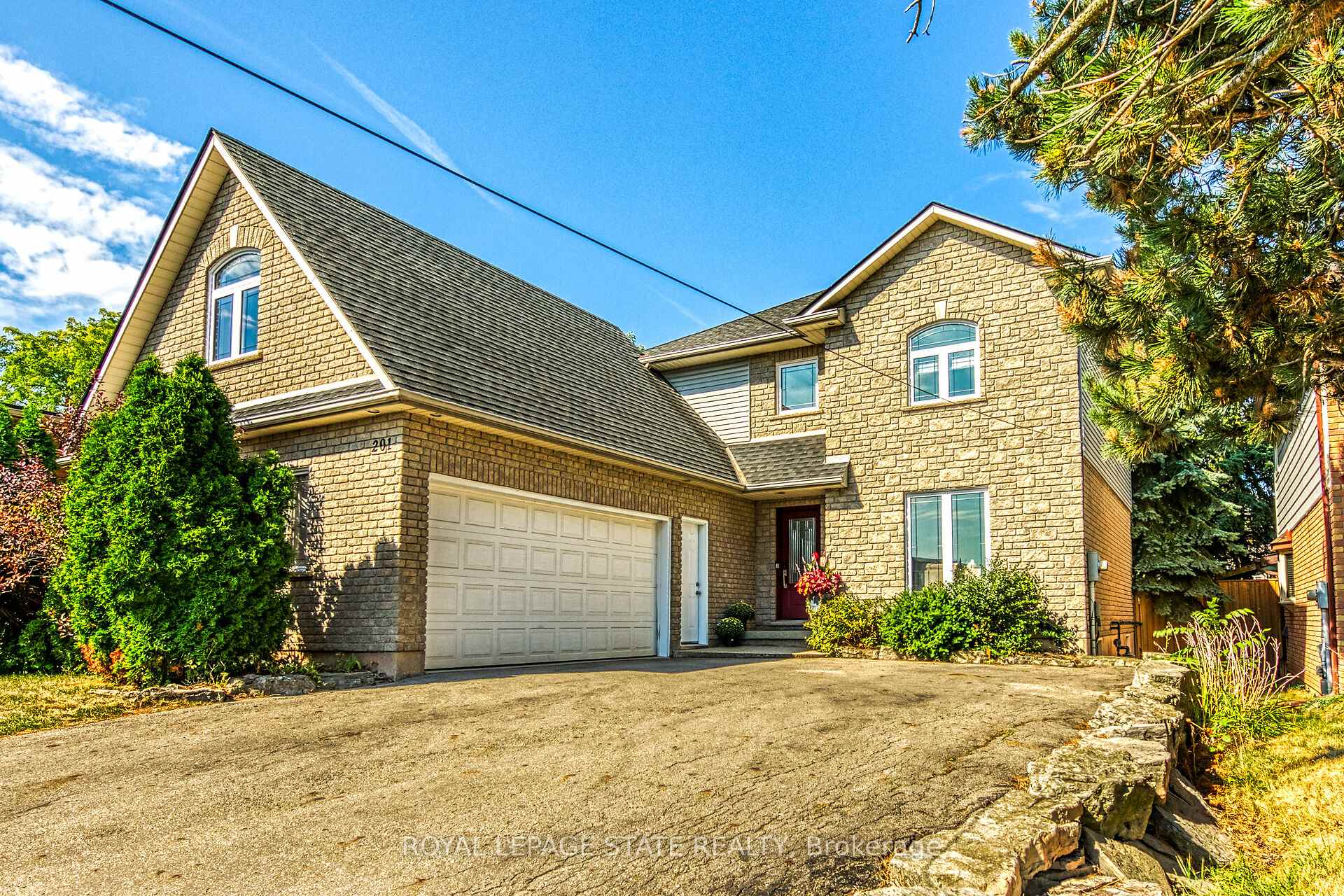 Photo 27 of 201 Jones Road, Hamilton, Stoney Creek — HOMEH