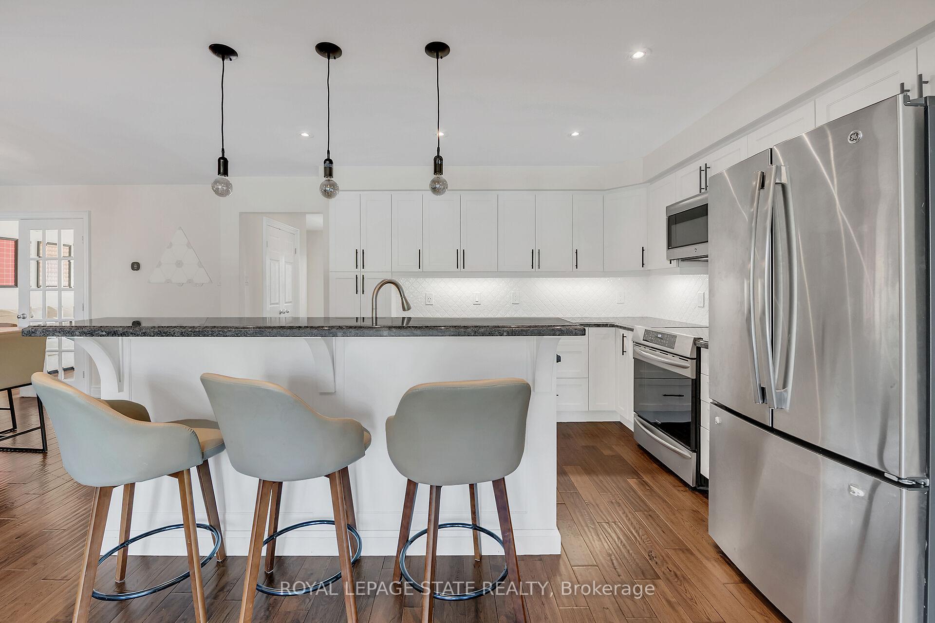 Photo 23 of 201 Jones Road, Hamilton, Stoney Creek — HOMEH