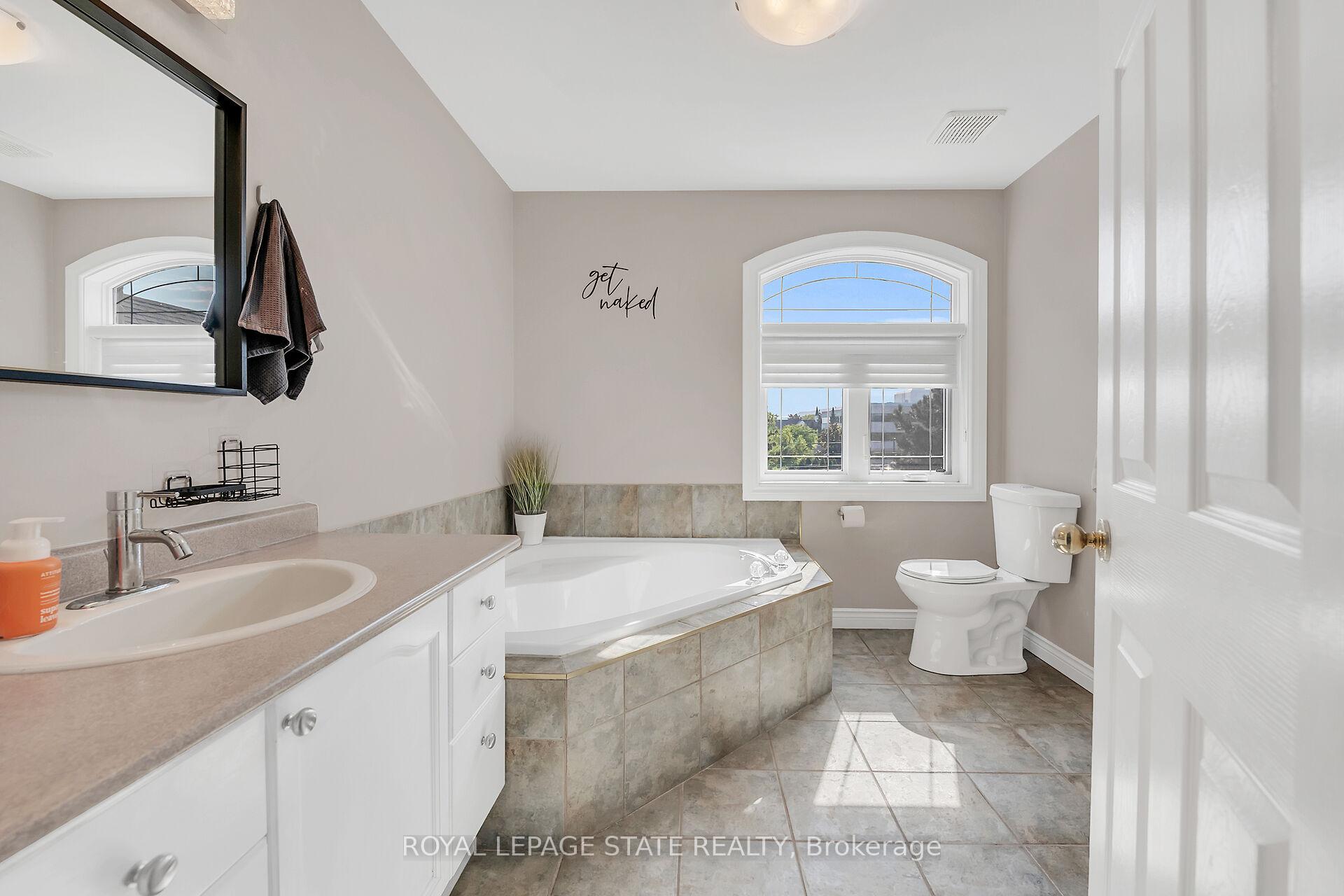 Photo 30 of 201 Jones Road, Hamilton, Stoney Creek — HOMEH