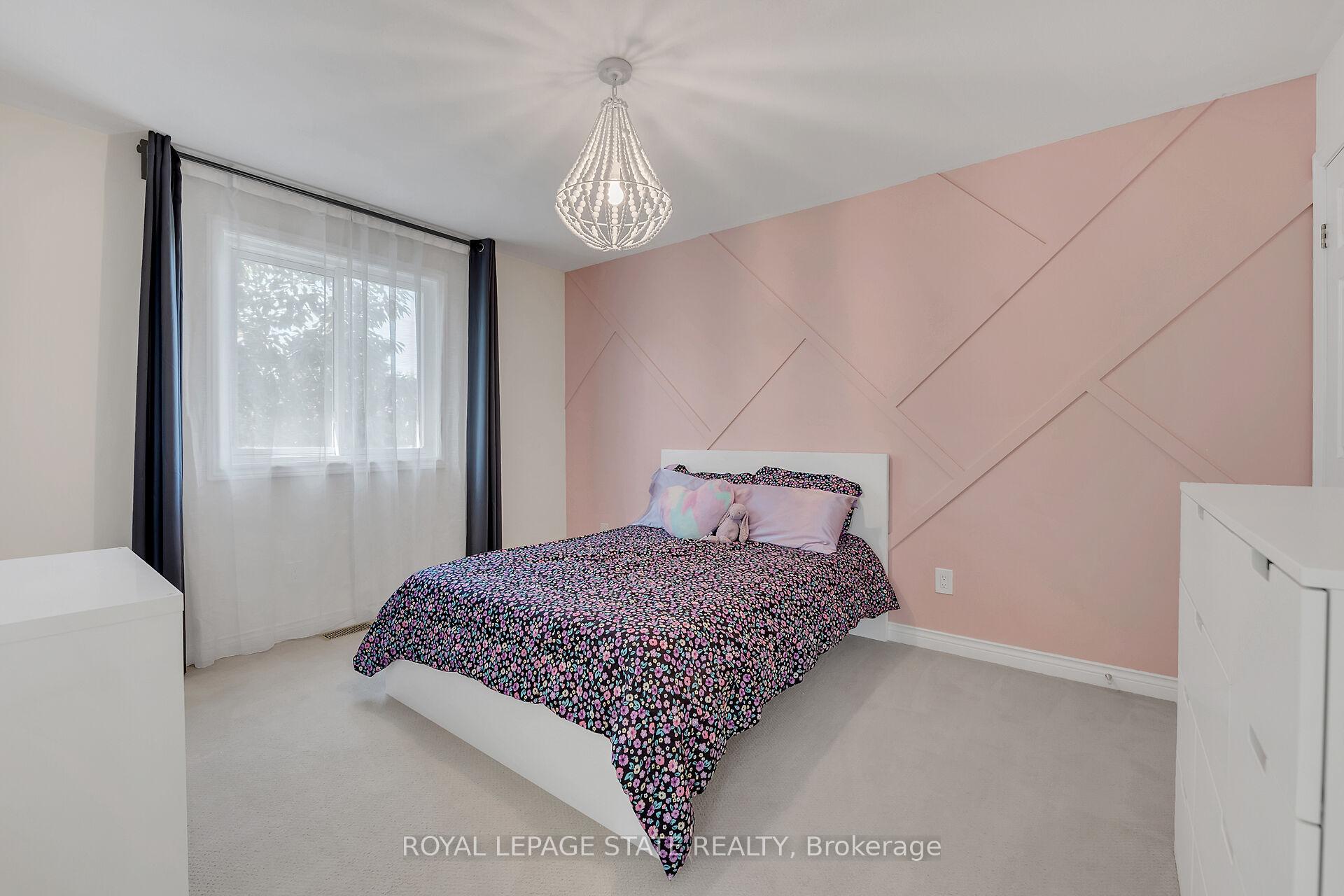 Photo 31 of 201 Jones Road, Hamilton, Stoney Creek — HOMEH