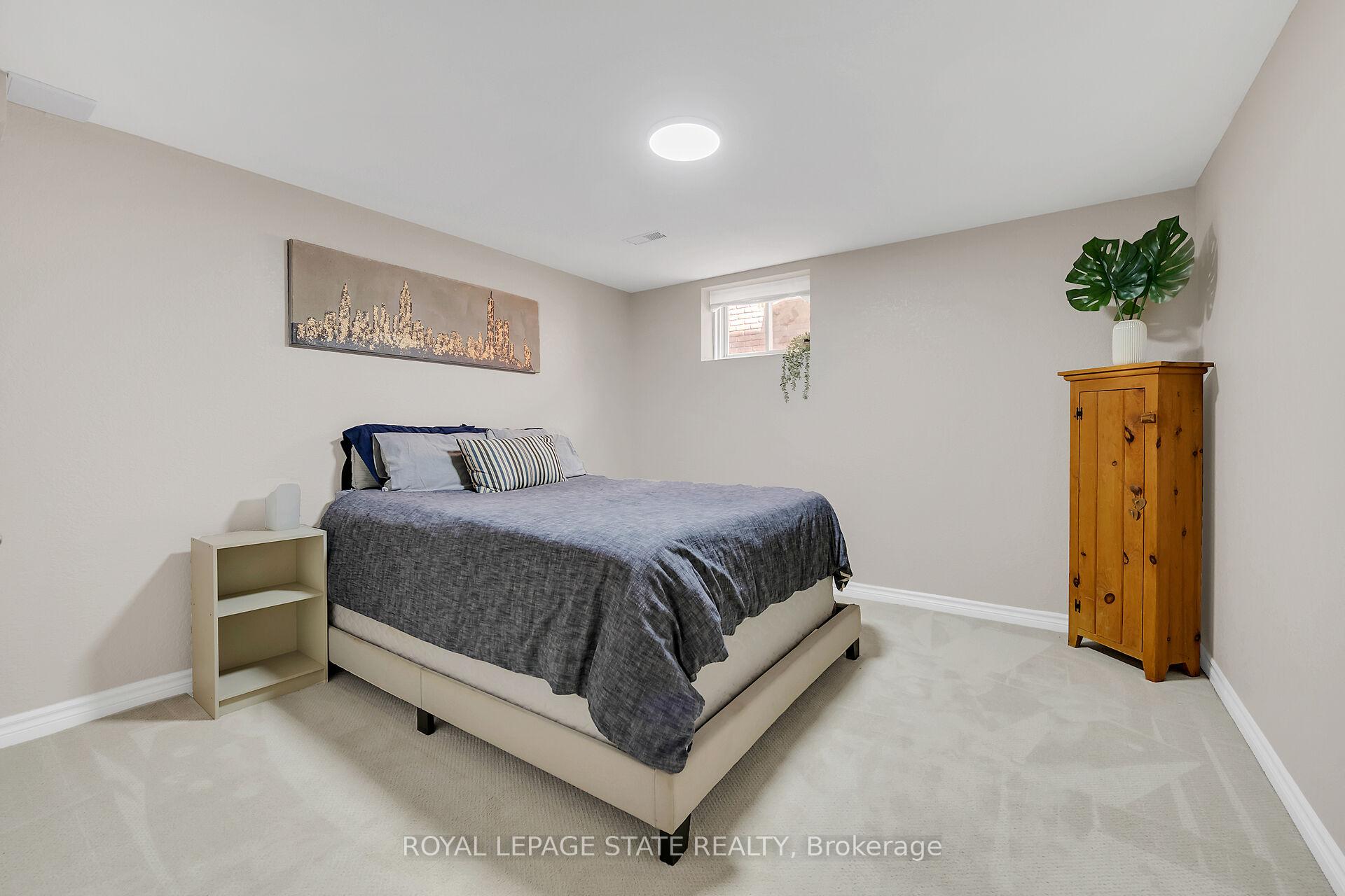 Photo 32 of 201 Jones Road, Hamilton, Stoney Creek — HOMEH