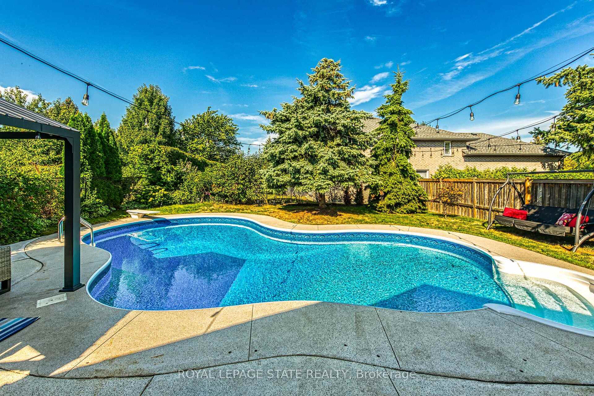 Photo 41 of 201 Jones Road, Hamilton, Stoney Creek — HOMEH