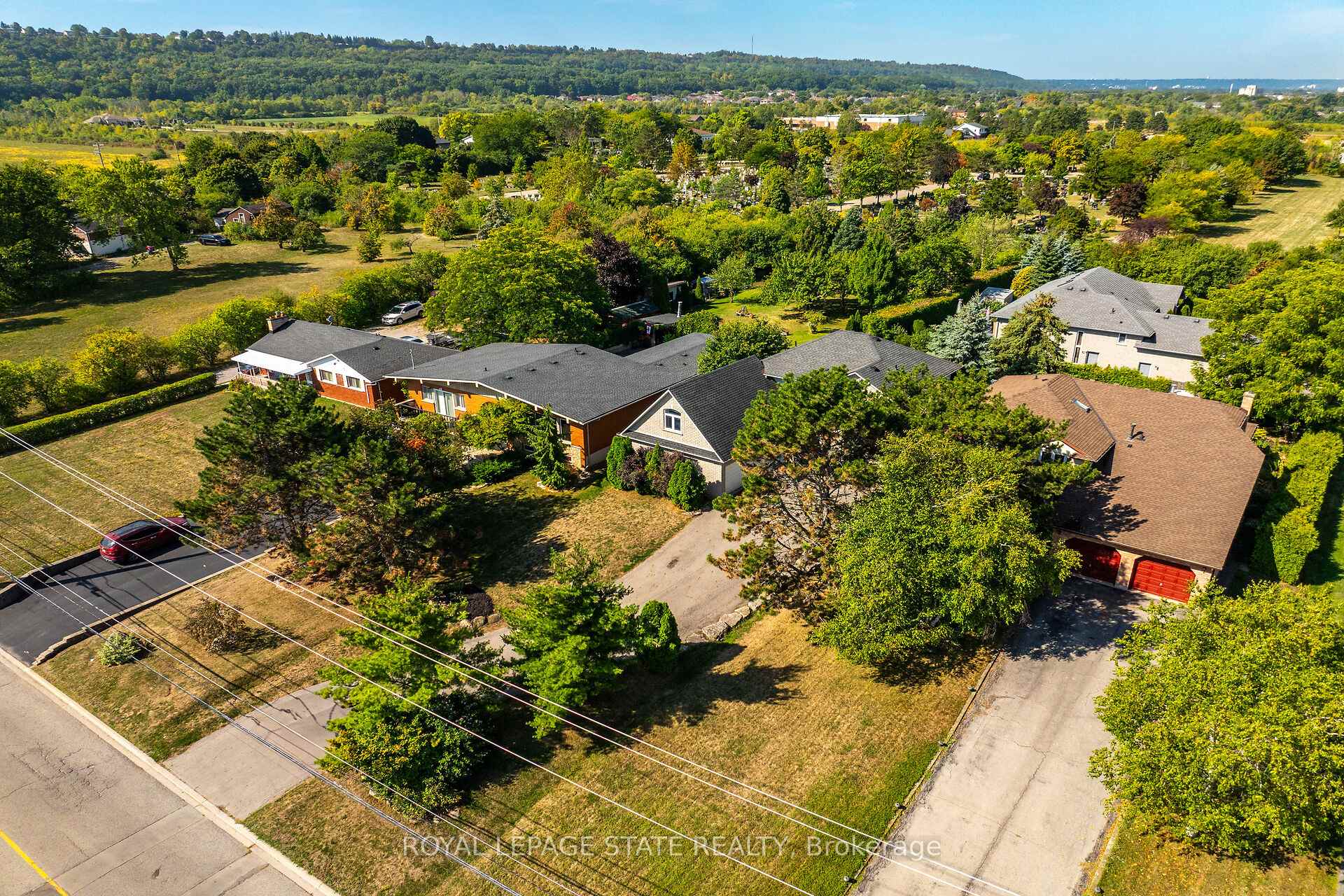 Photo 42 of 201 Jones Road, Hamilton, Stoney Creek — HOMEH