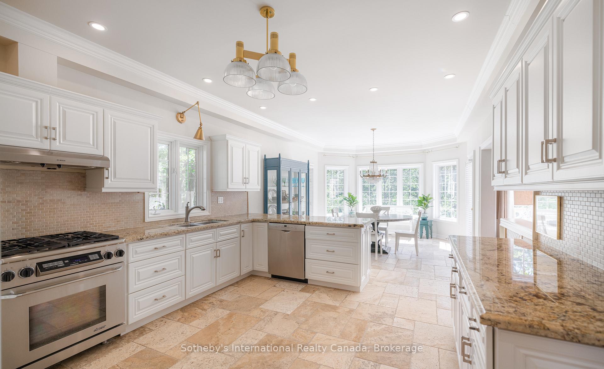 Photo 2 of 33 Edgecombe Terrace, Springwater, Rural Springwater — HOMEH