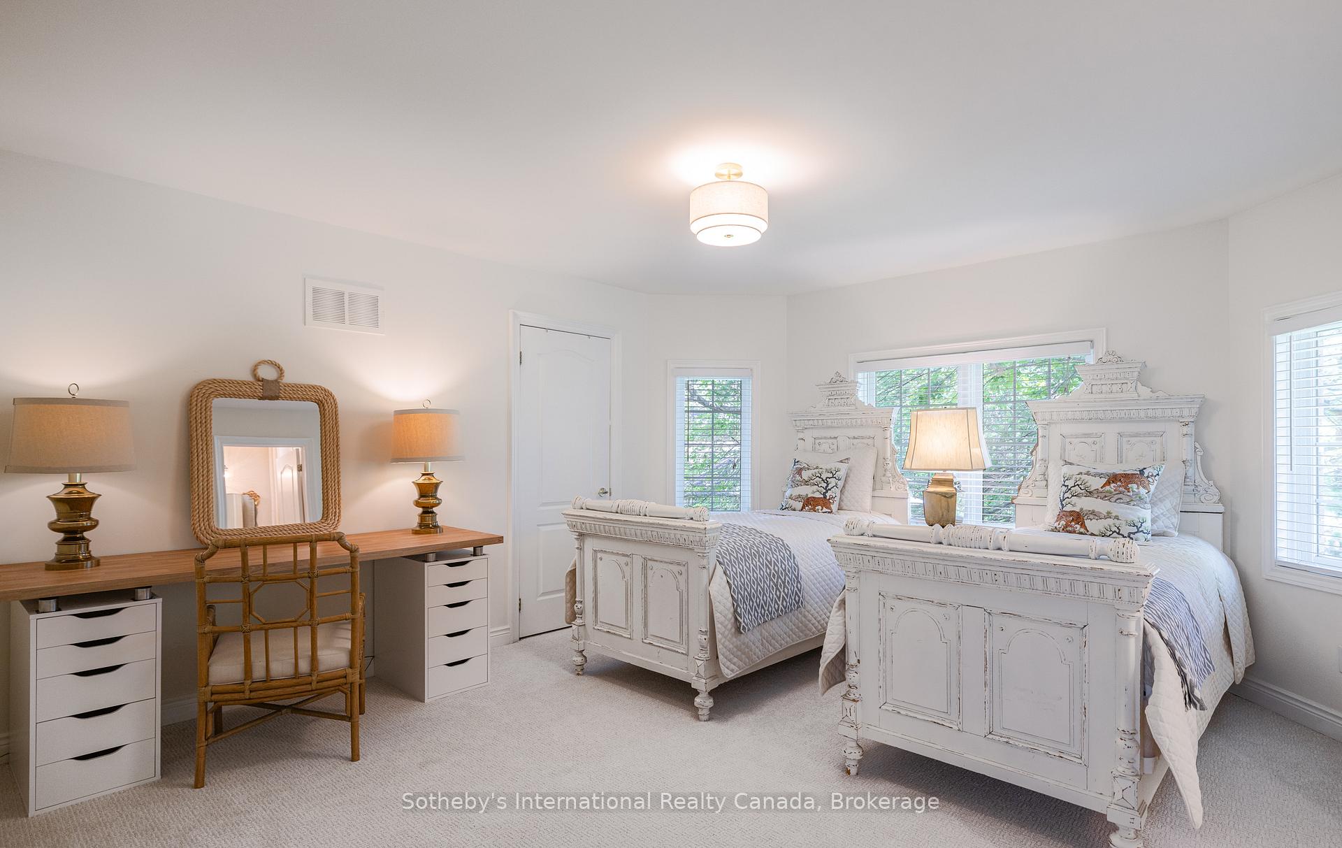 Photo 32 of 33 Edgecombe Terrace, Springwater, Rural Springwater — HOMEH