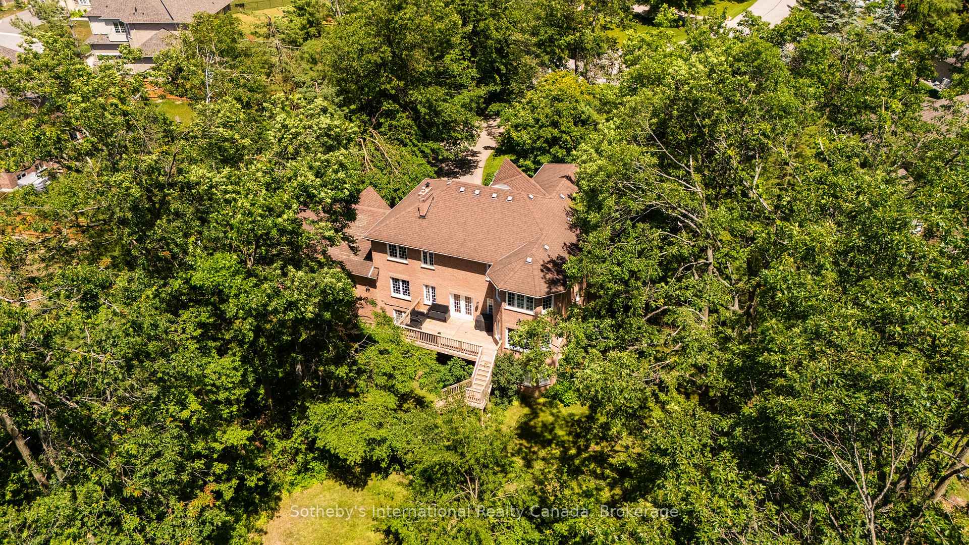 Photo 35 of 33 Edgecombe Terrace, Springwater, Rural Springwater — HOMEH
