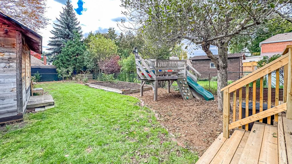 Photo 36 of 47 Tom Street, Hamilton, Strathcona — HOMEH