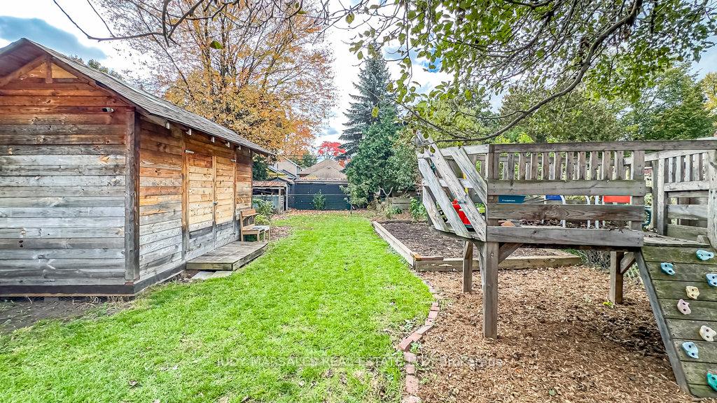 Photo 37 of 47 Tom Street, Hamilton, Strathcona — HOMEH