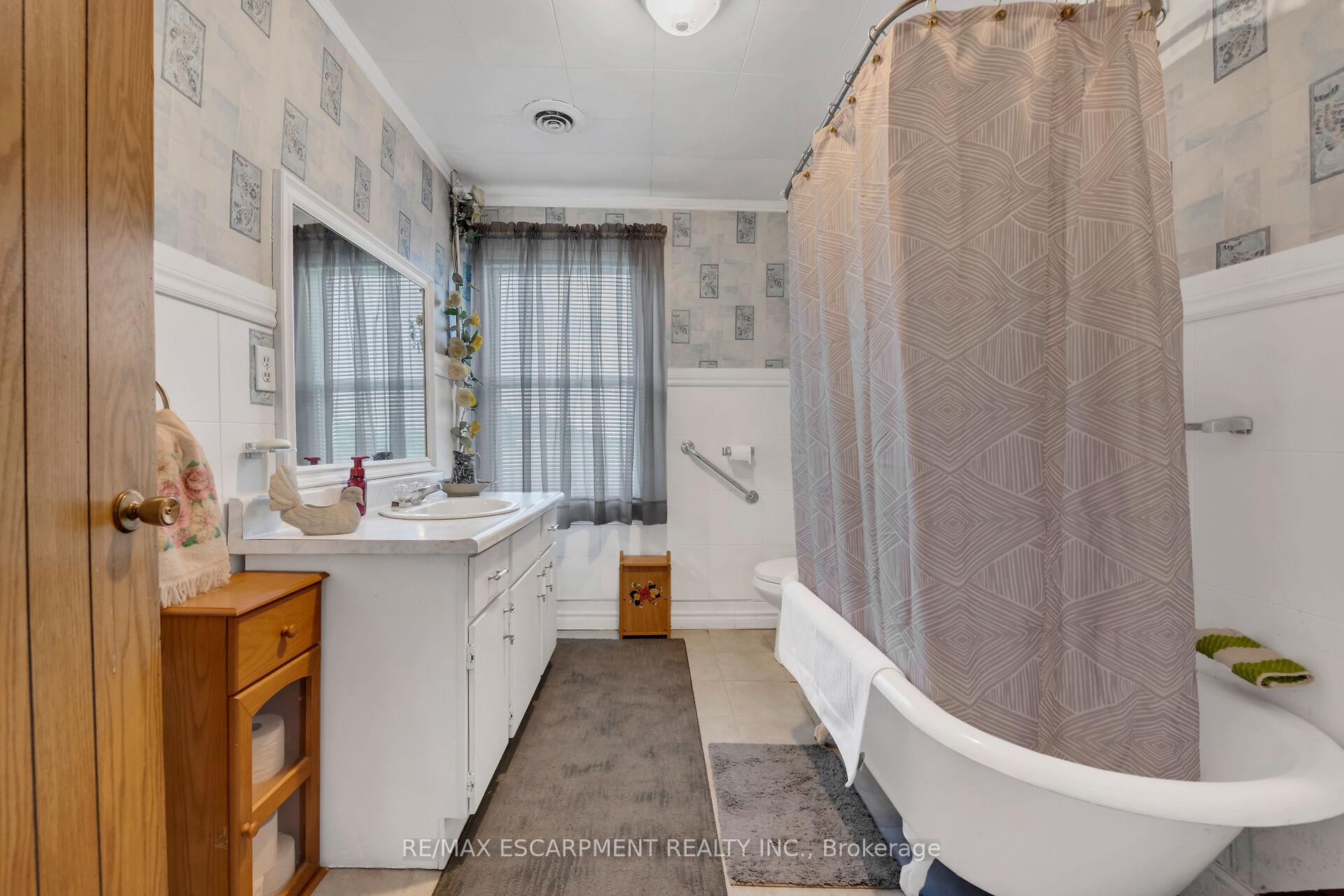 Photo 16 of 177 Brooklin Road, Haldimand, Nanticoke — HOMEH