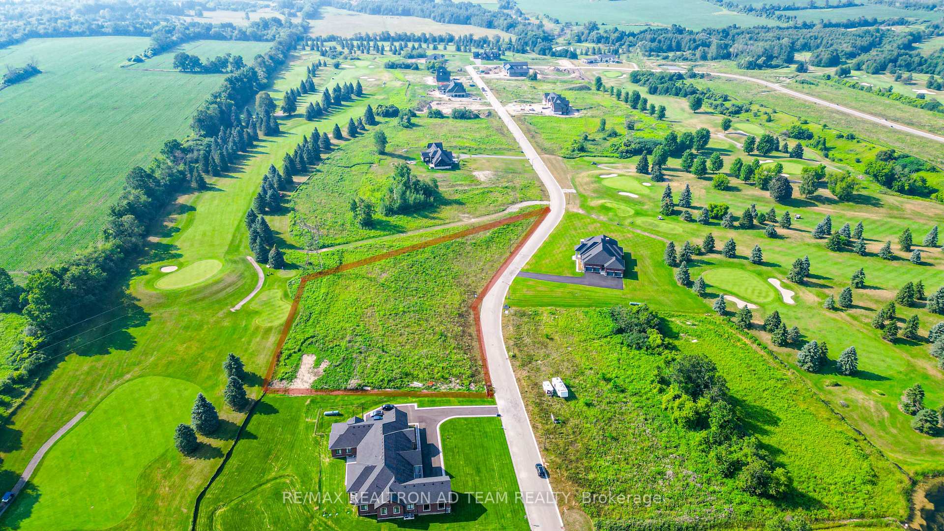Photo 2 of Unit Lot 2, 9 Franklin Crescent, Whitby, Rural Whitby — HOMEH
