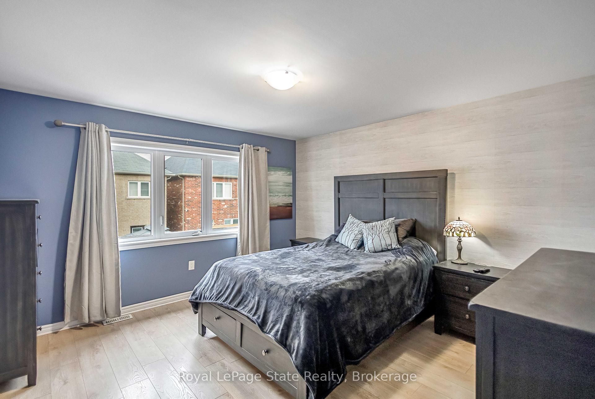 Photo 21 of 39 Mccargow Drive, Haldimand — HOMEH