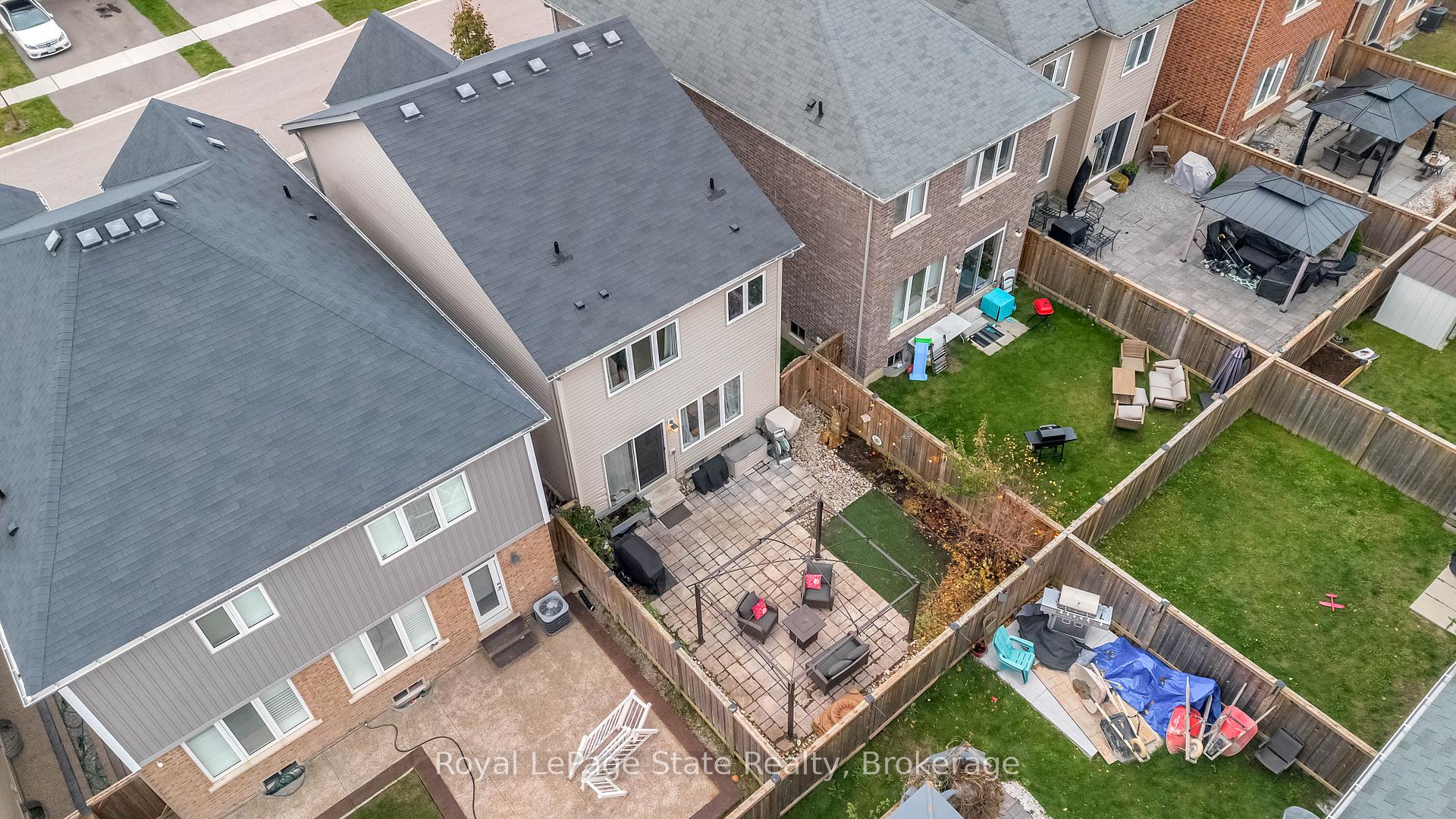 Photo 34 of 39 Mccargow Drive, Haldimand — HOMEH
