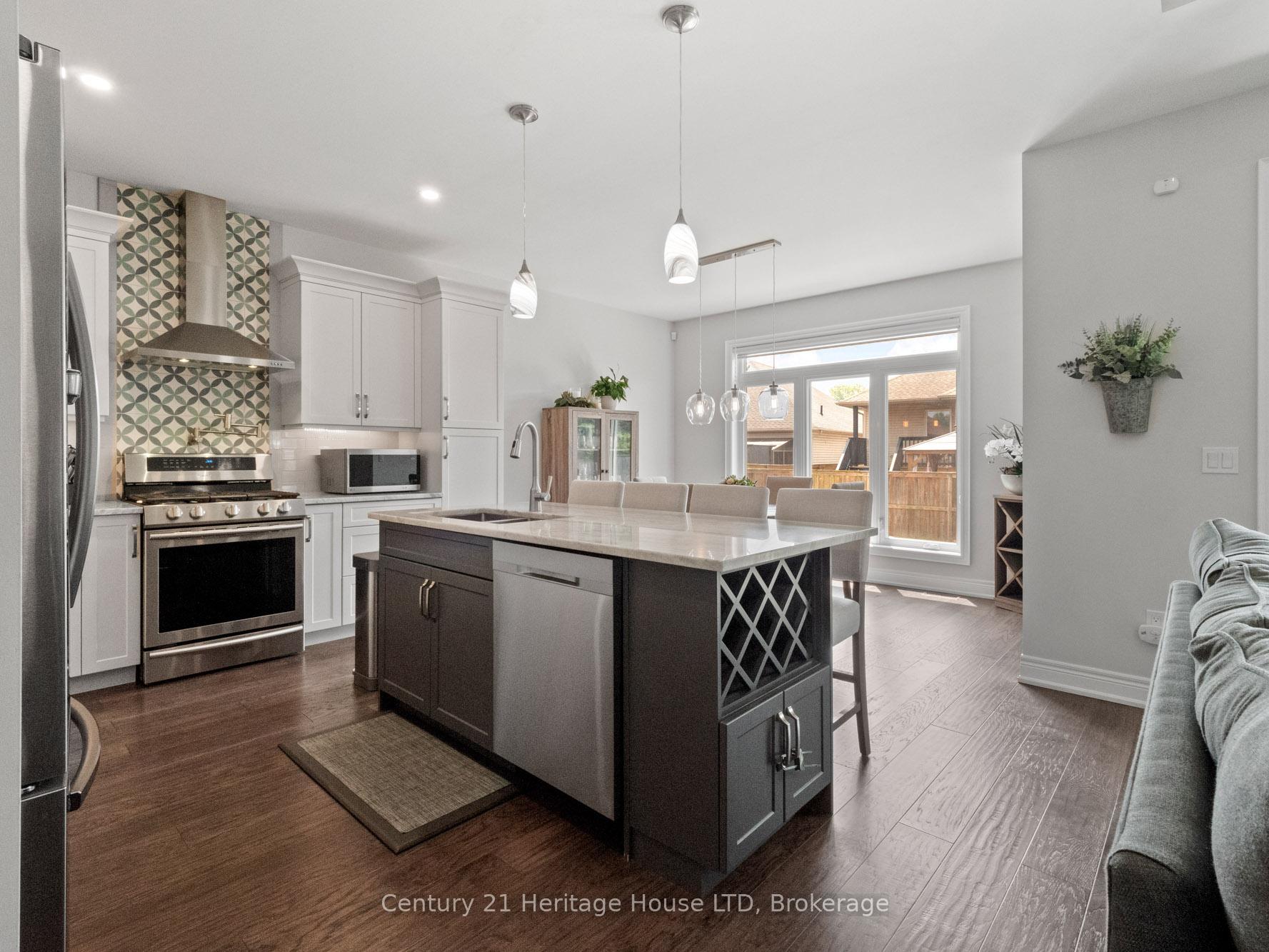 Photo 6 of 281 Regatta Drive, Welland, Dain City — HOMEH