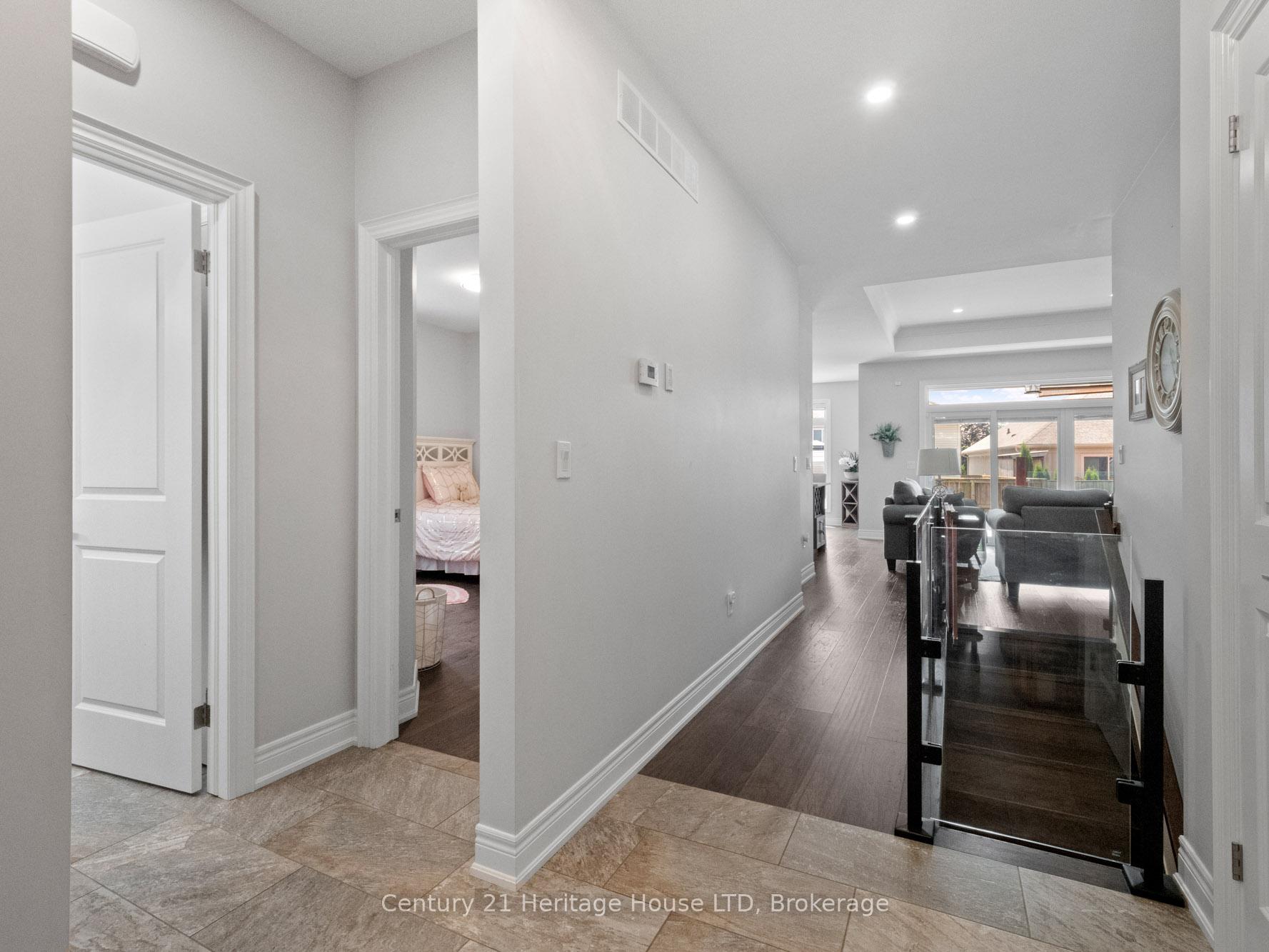 Photo 15 of 281 Regatta Drive, Welland, Dain City — HOMEH