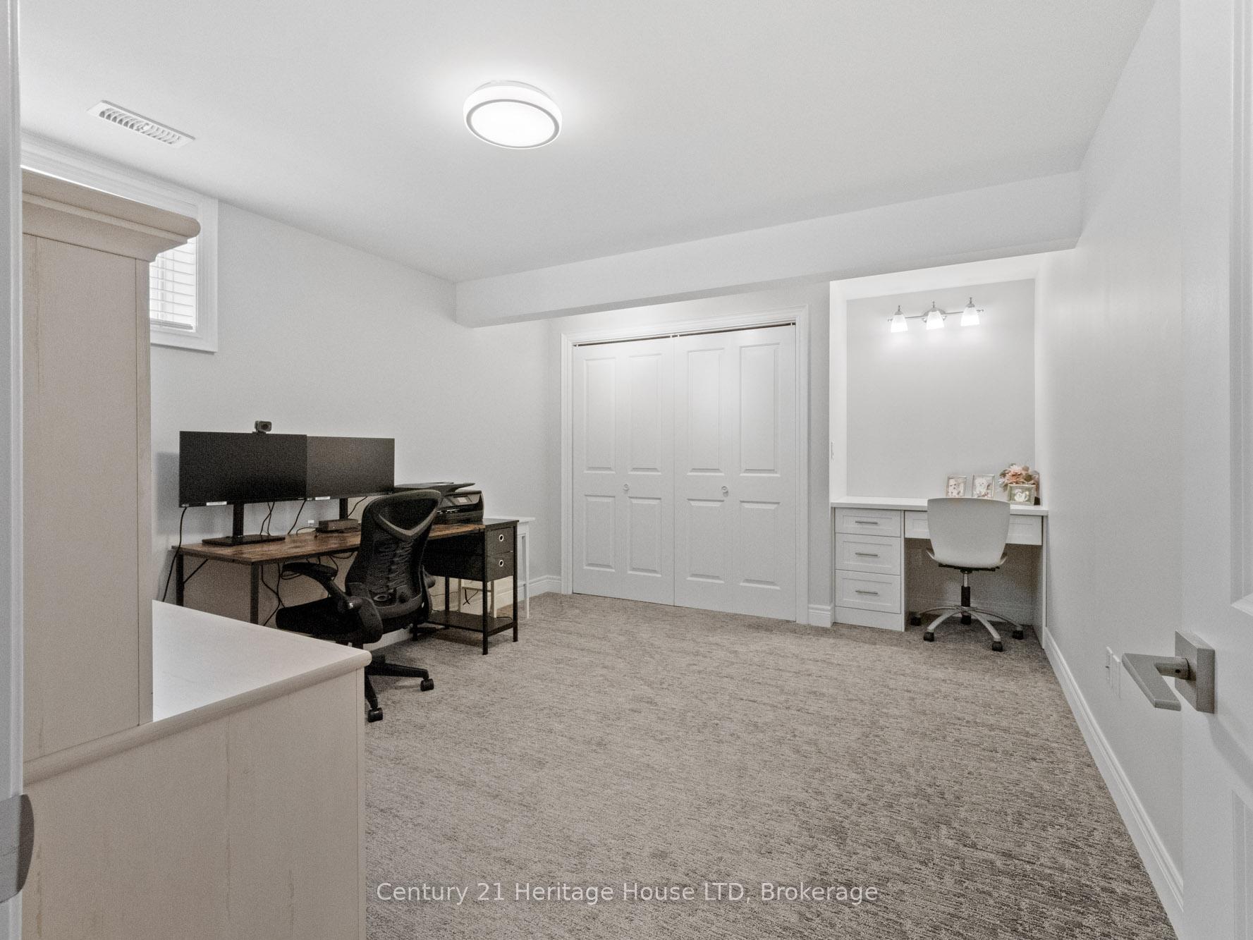 Photo 25 of 281 Regatta Drive, Welland, Dain City — HOMEH