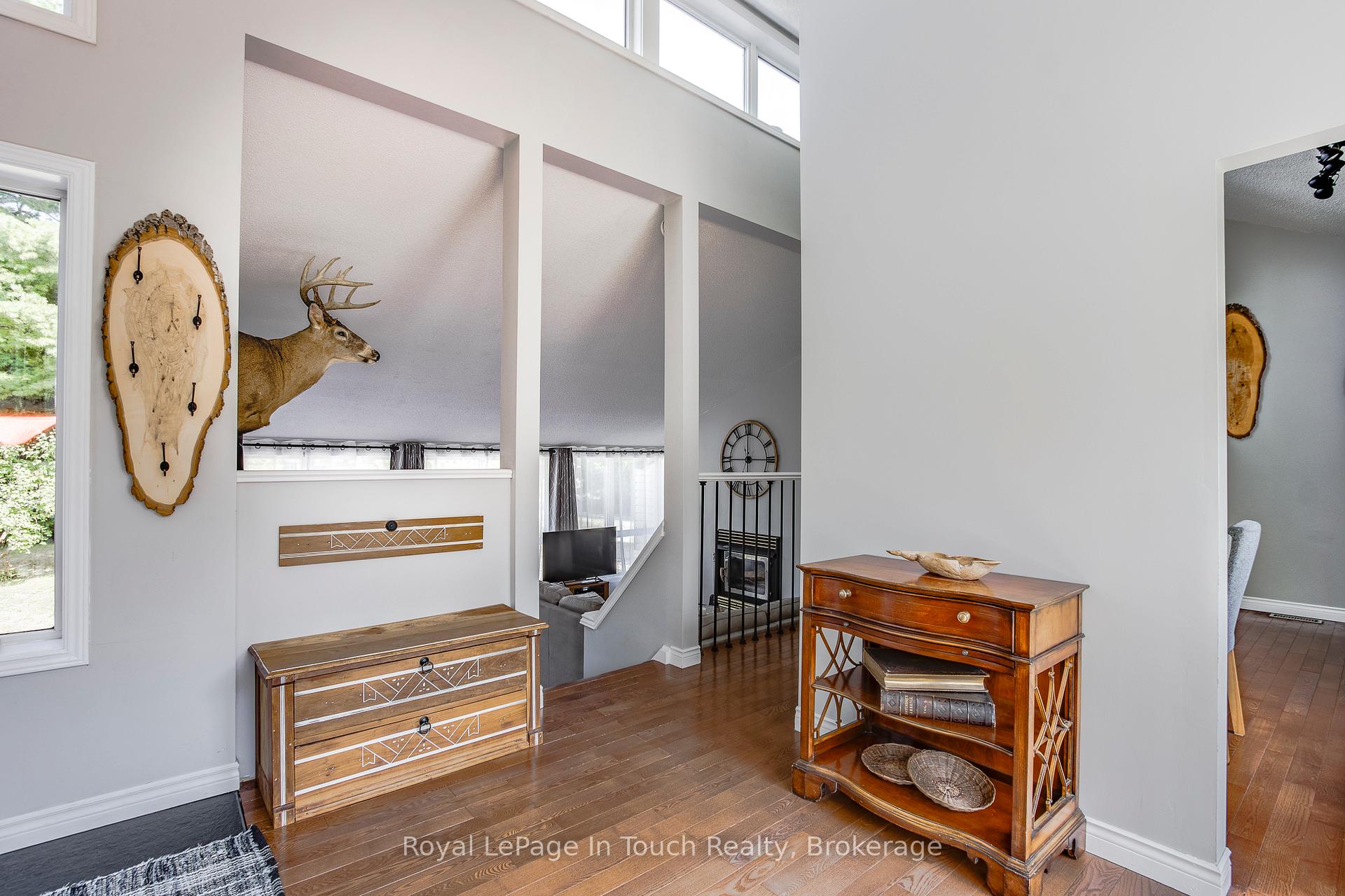 Photo 15 of 9 Davis Drive, Tay, Victoria Harbour — HOMEH
