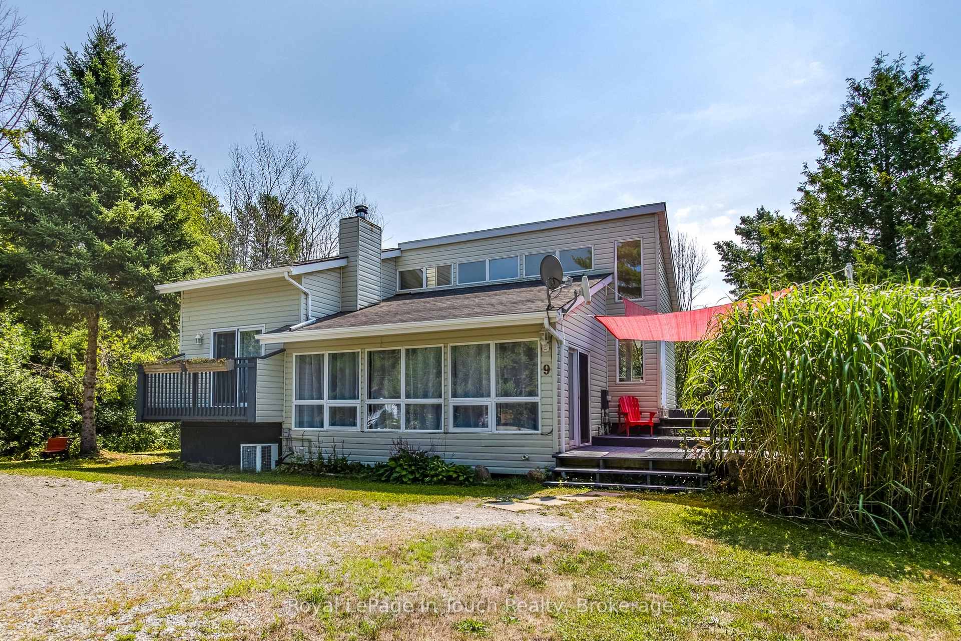 Photo 12 of 9 Davis Drive, Tay, Victoria Harbour — HOMEH