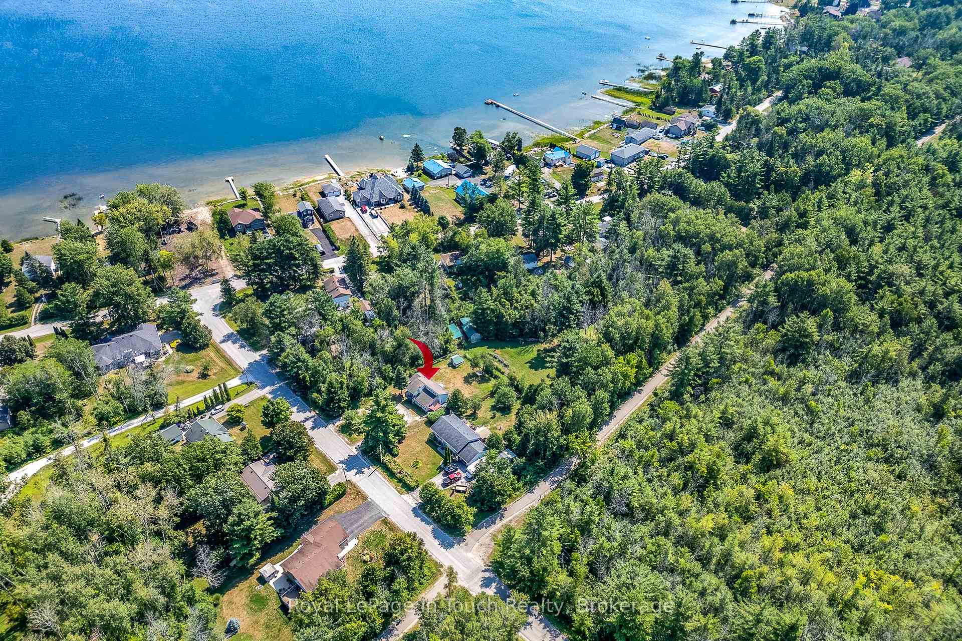 Photo 33 of 9 Davis Drive, Tay, Victoria Harbour — HOMEH