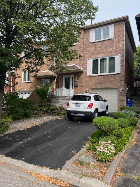 Front of 102 Swinton Crescent