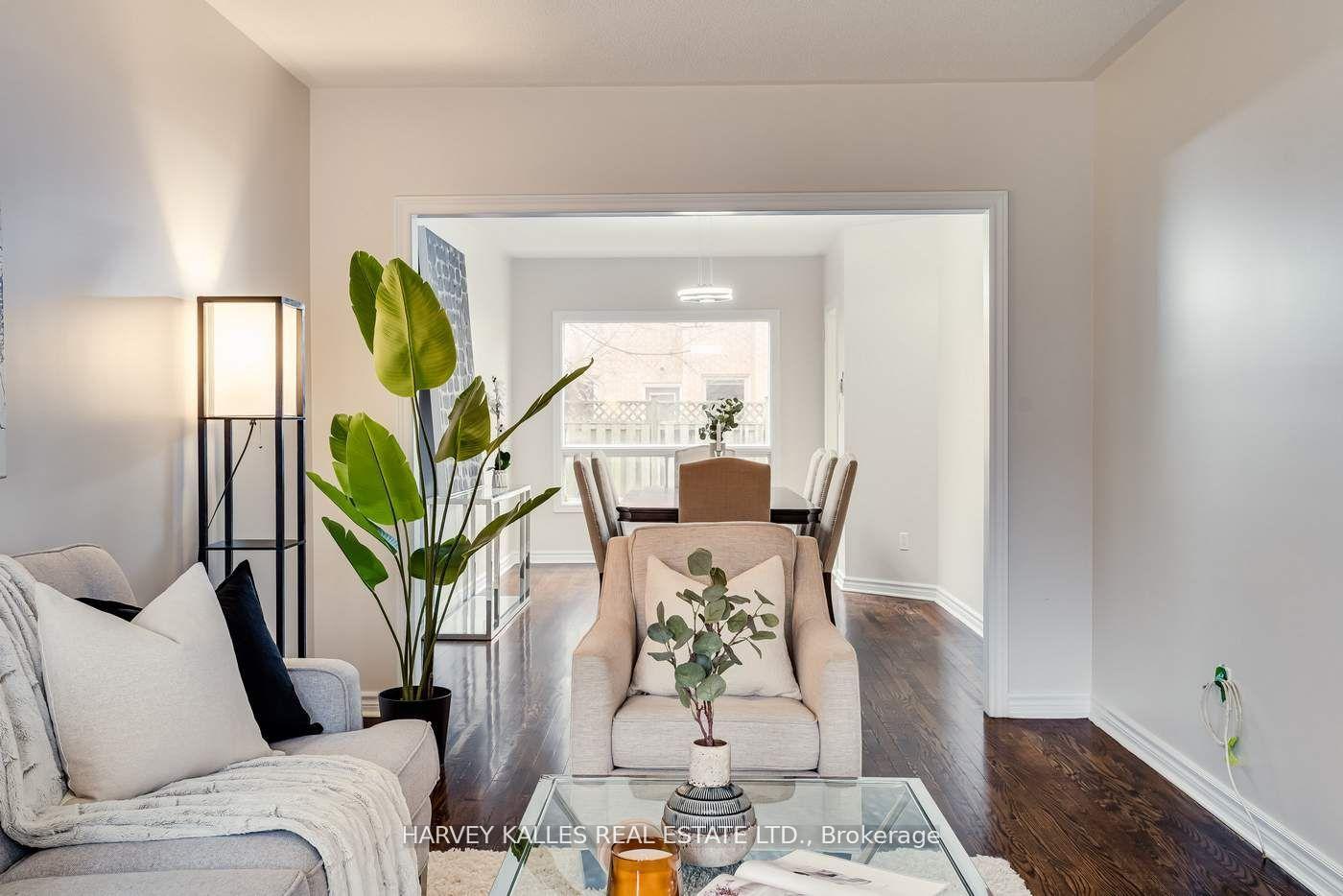 Photo 3 of 67 Venice Crescent, Vaughan, Beverley Glen — HOMEH