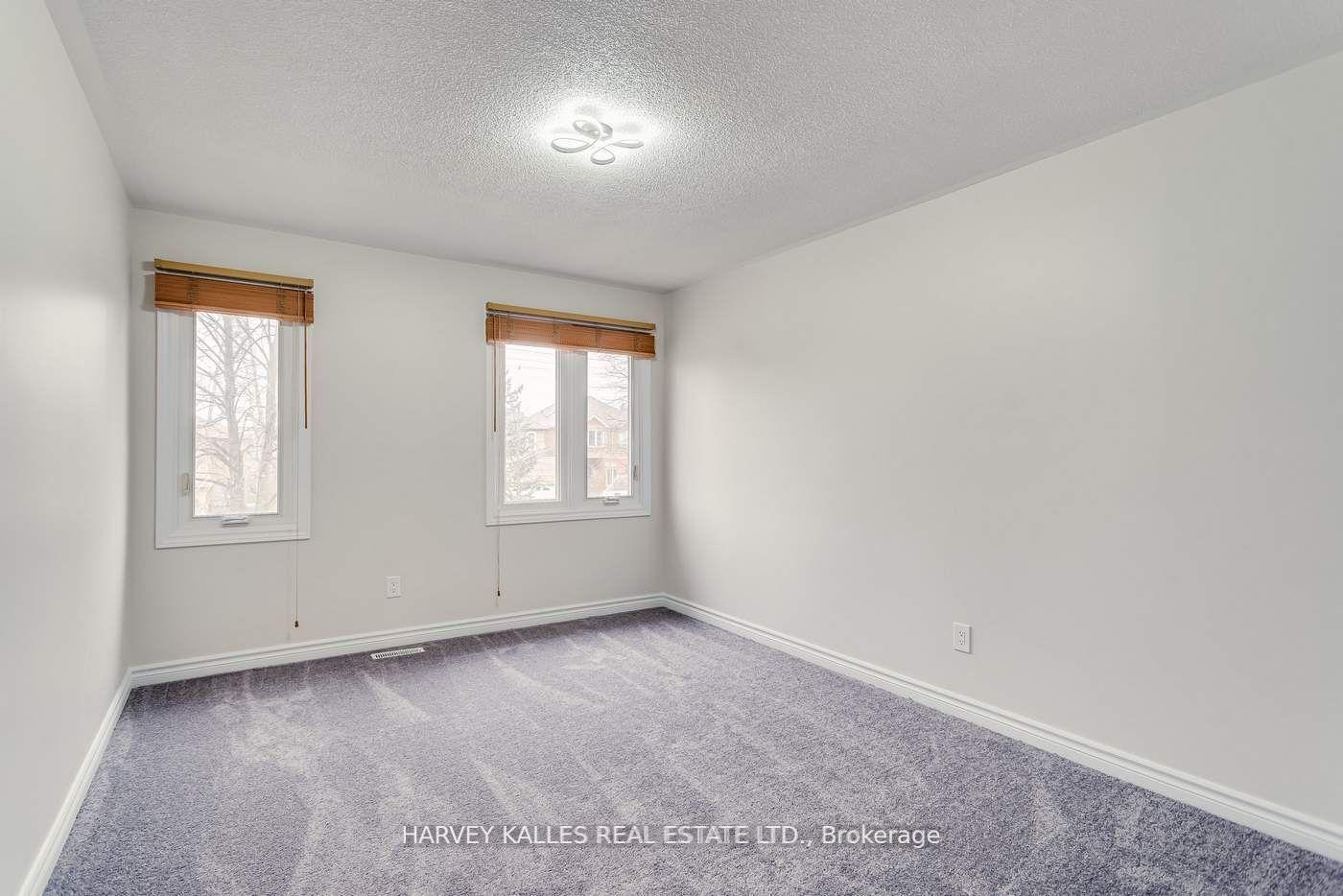 Photo 25 of 67 Venice Crescent, Vaughan, Beverley Glen — HOMEH