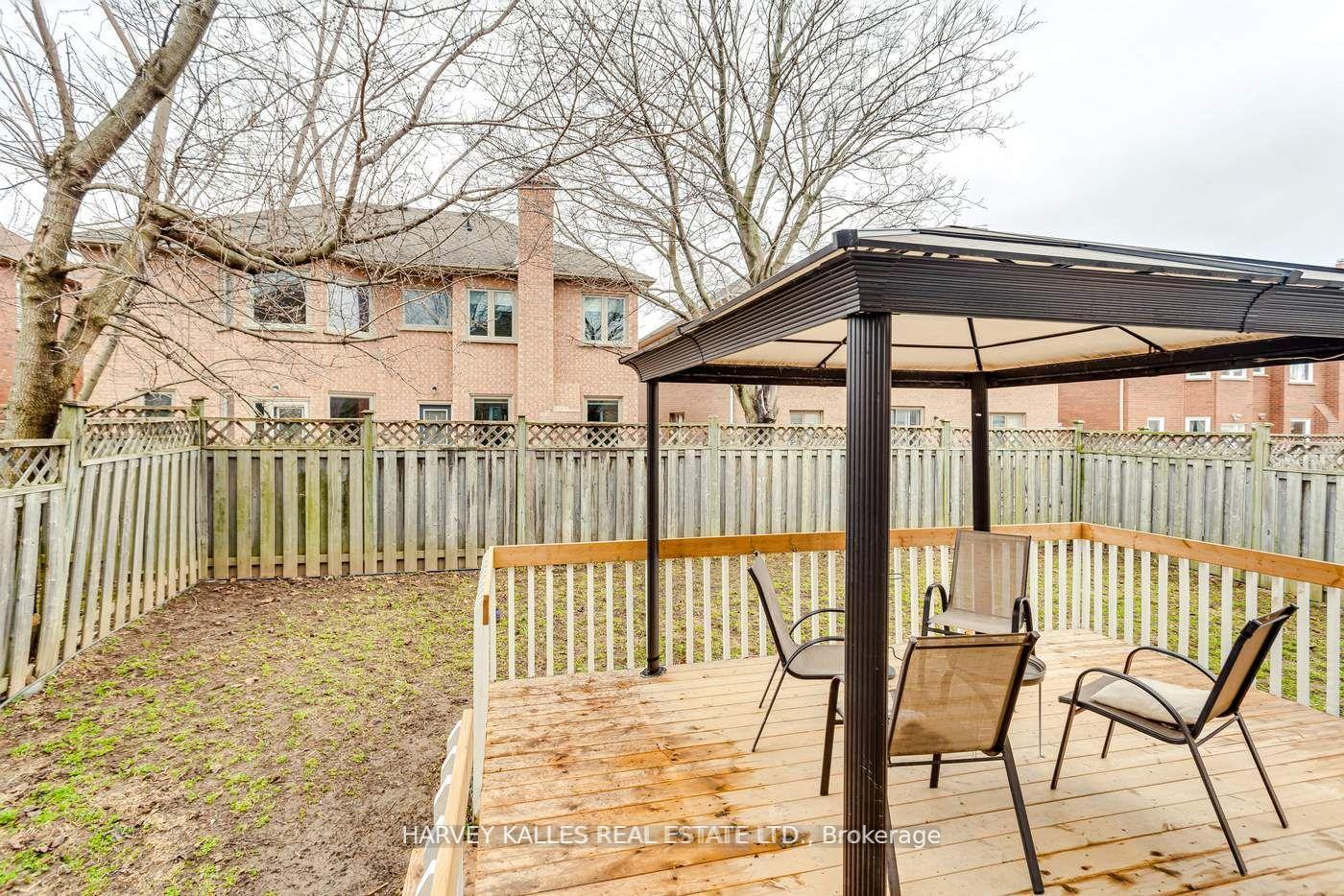 Photo 22 of 67 Venice Crescent, Vaughan, Beverley Glen — HOMEH