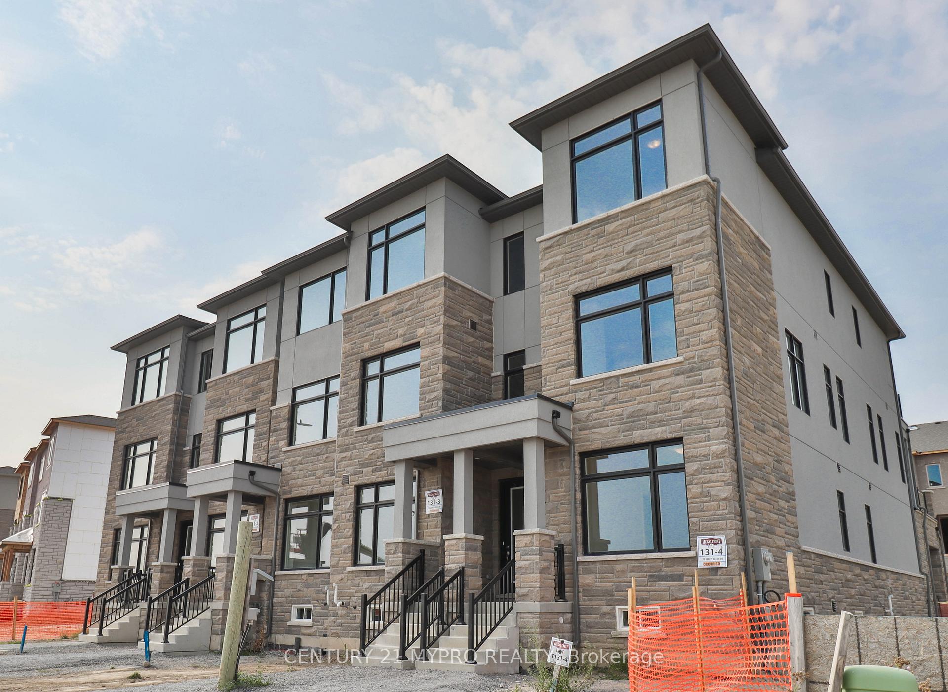 Photo 1 of 177 Berczy Green Drive, Markham, Rural Markham — HOMEH