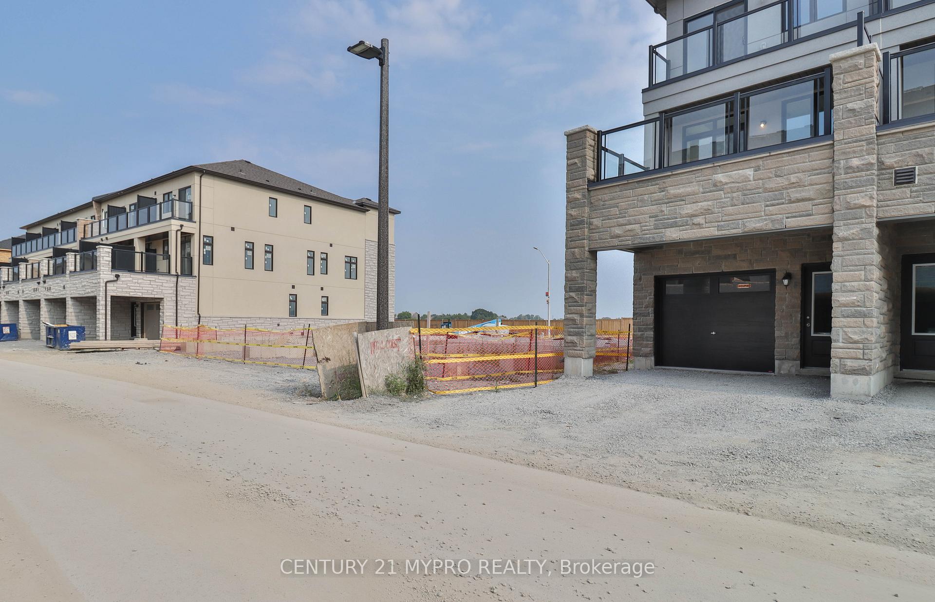 Photo 43 of 177 Berczy Green Drive, Markham, Rural Markham — HOMEH
