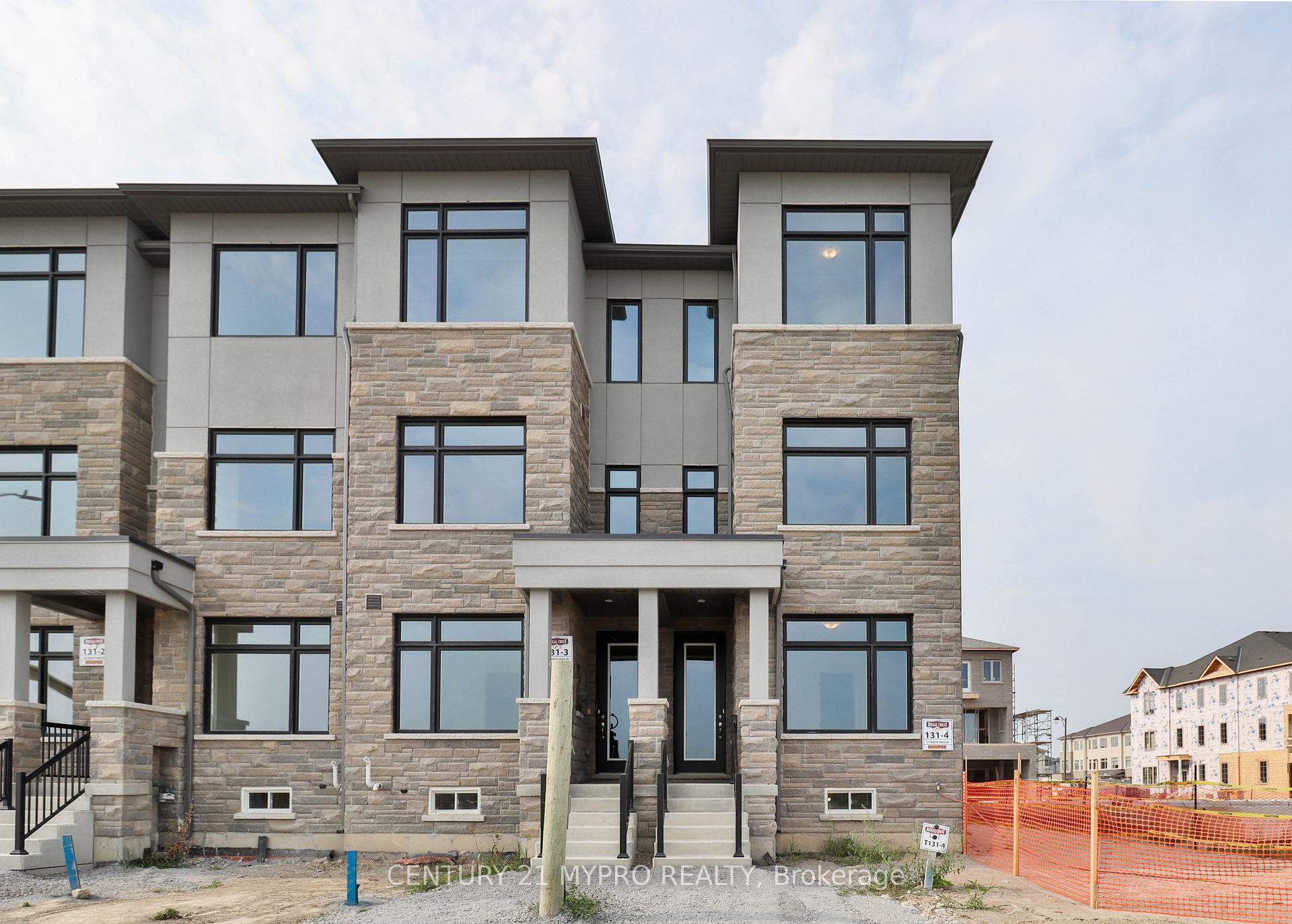 Photo 17 of 177 Berczy Green Drive, Markham, Rural Markham — HOMEH