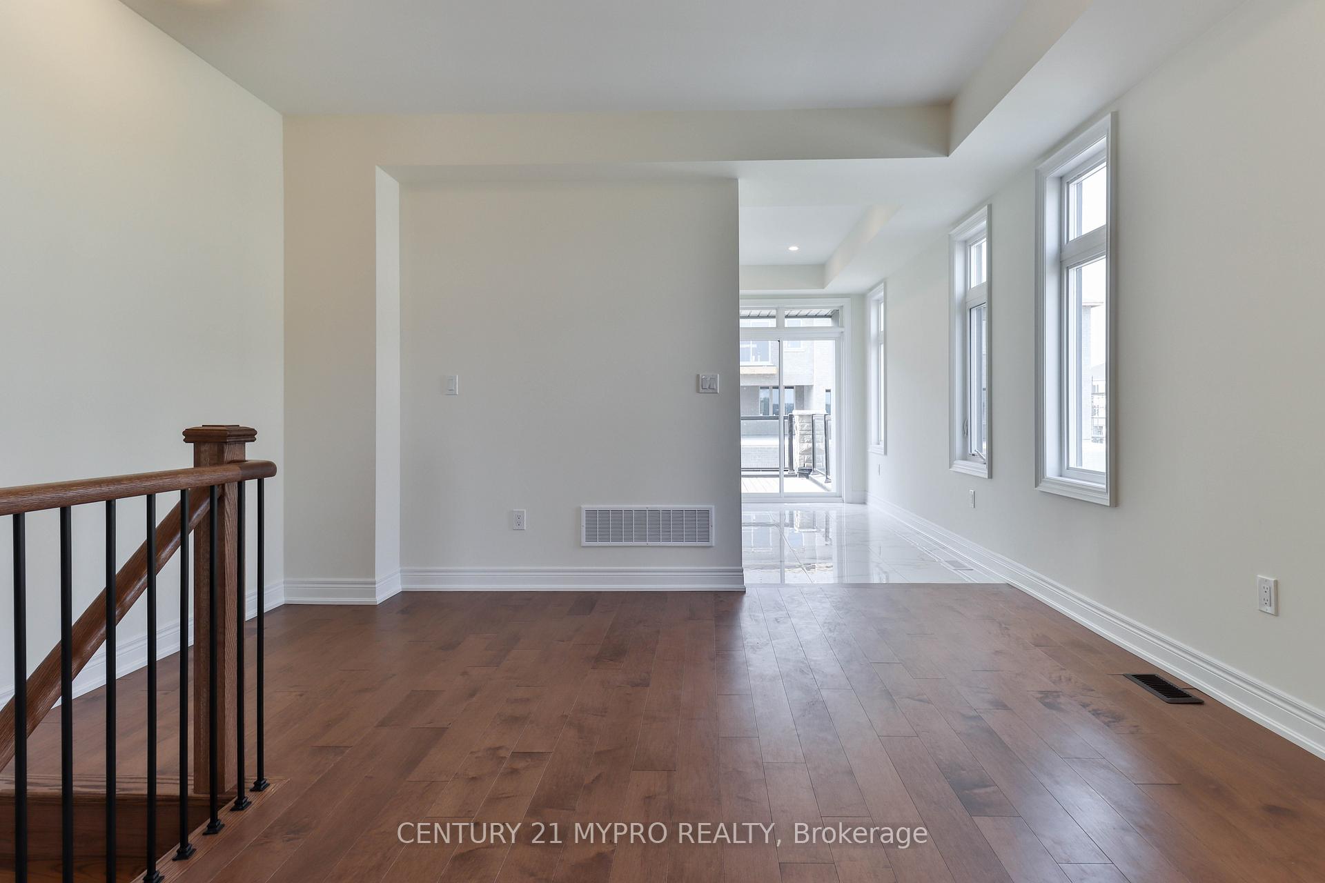 Photo 8 of 177 Berczy Green Drive, Markham, Rural Markham — HOMEH