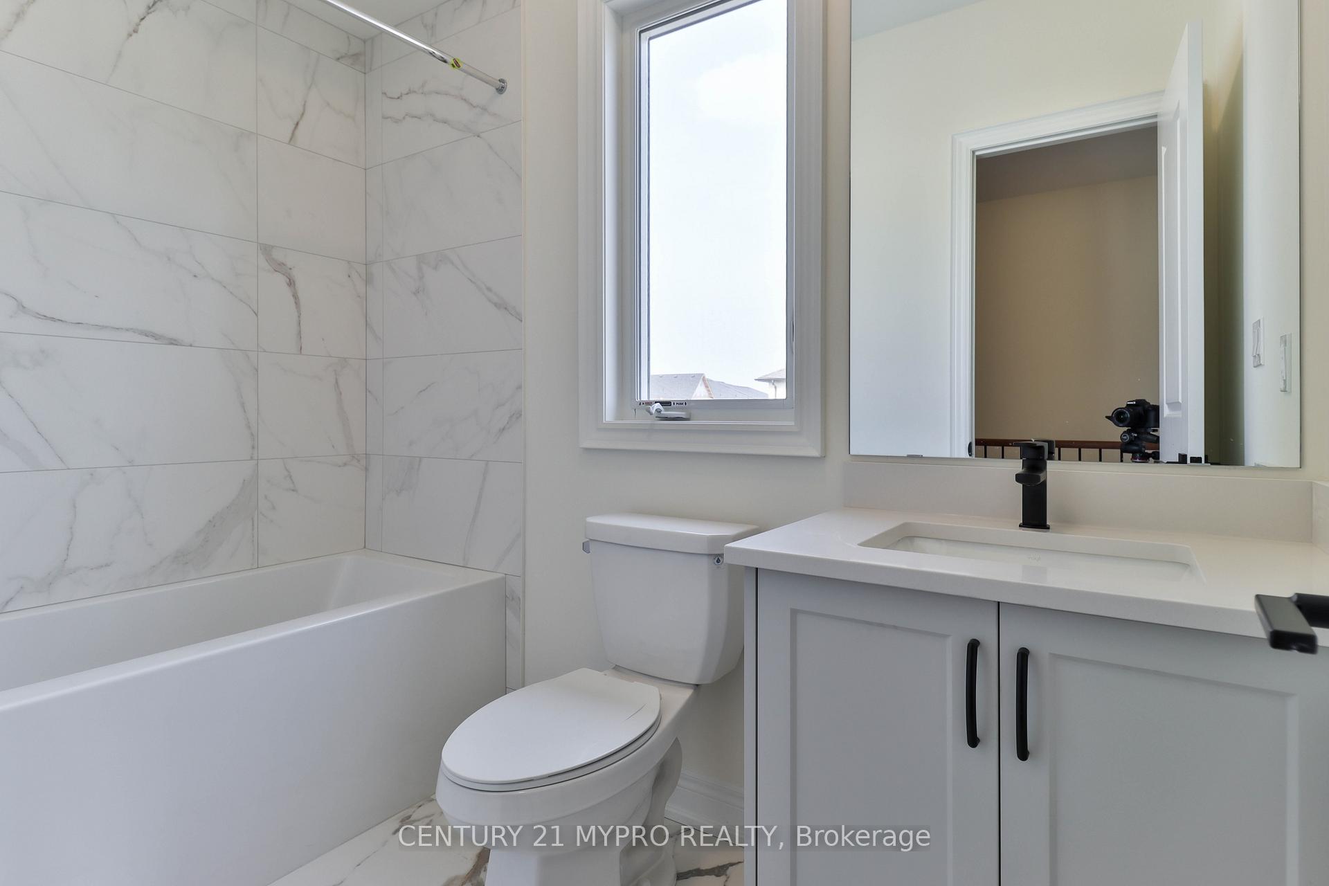 Photo 16 of 177 Berczy Green Drive, Markham, Rural Markham — HOMEH