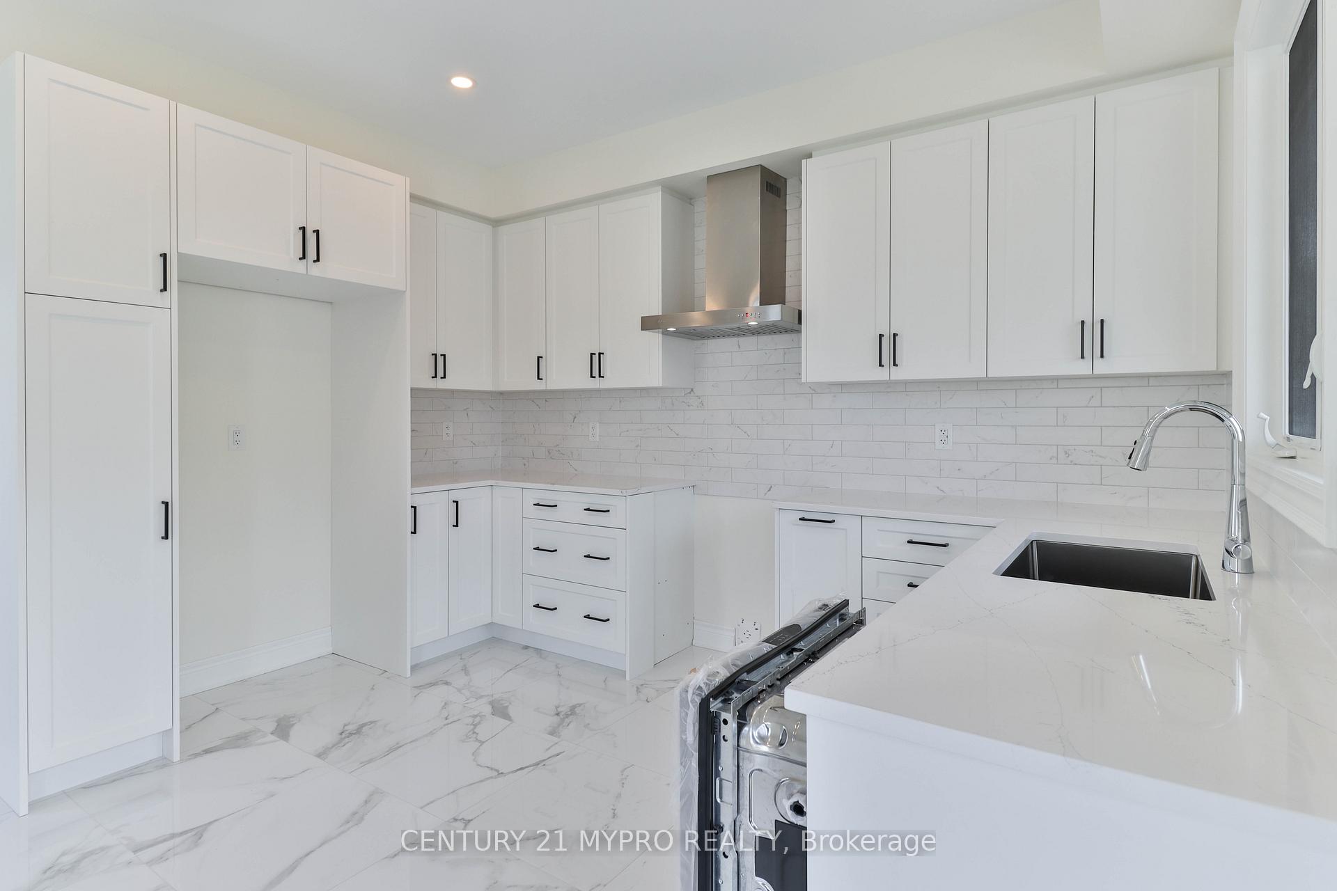 Photo 27 of 177 Berczy Green Drive, Markham, Rural Markham — HOMEH