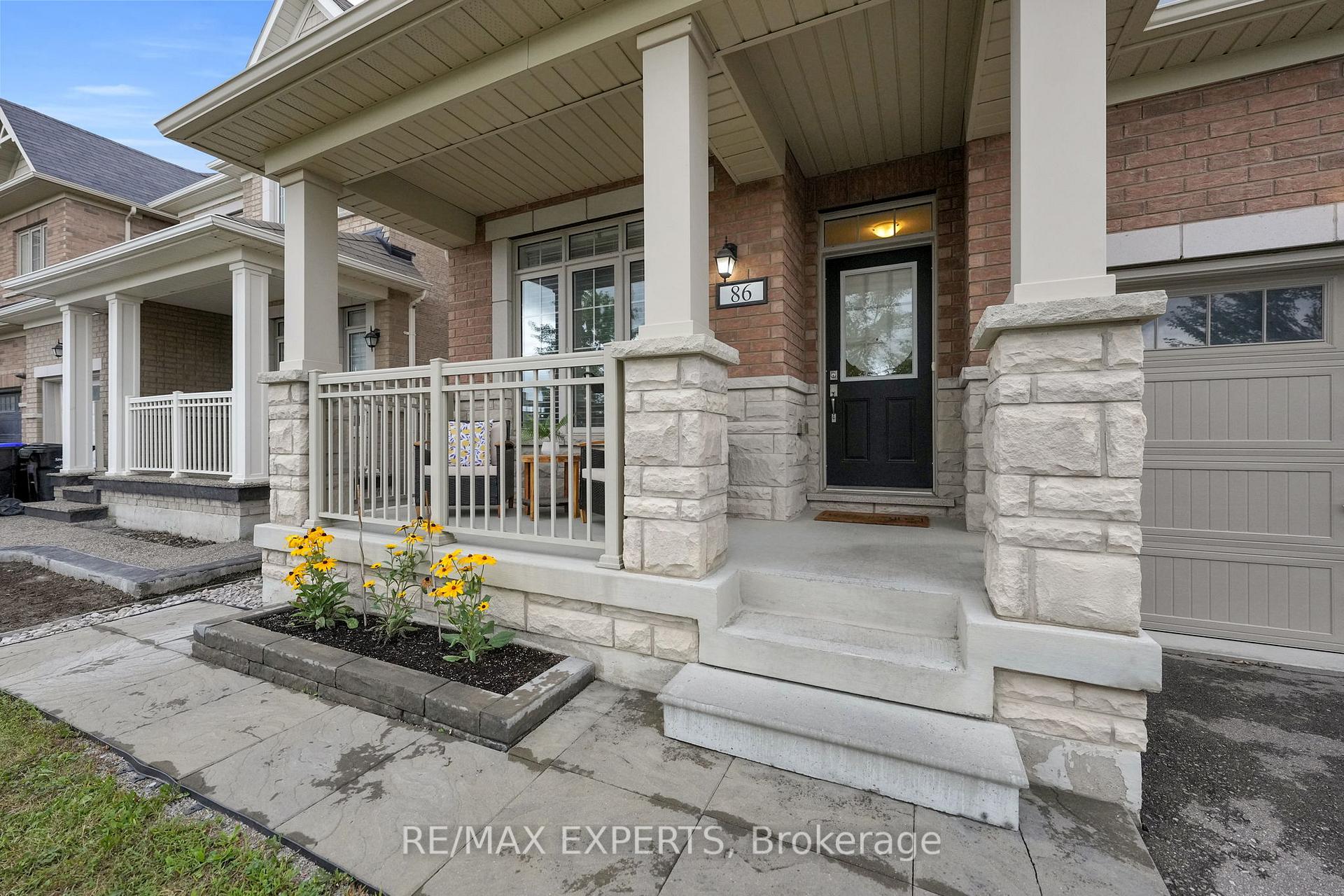 Photo 2 of 86 Martin Trail, New Tecumseth, Tottenham — HOMEH
