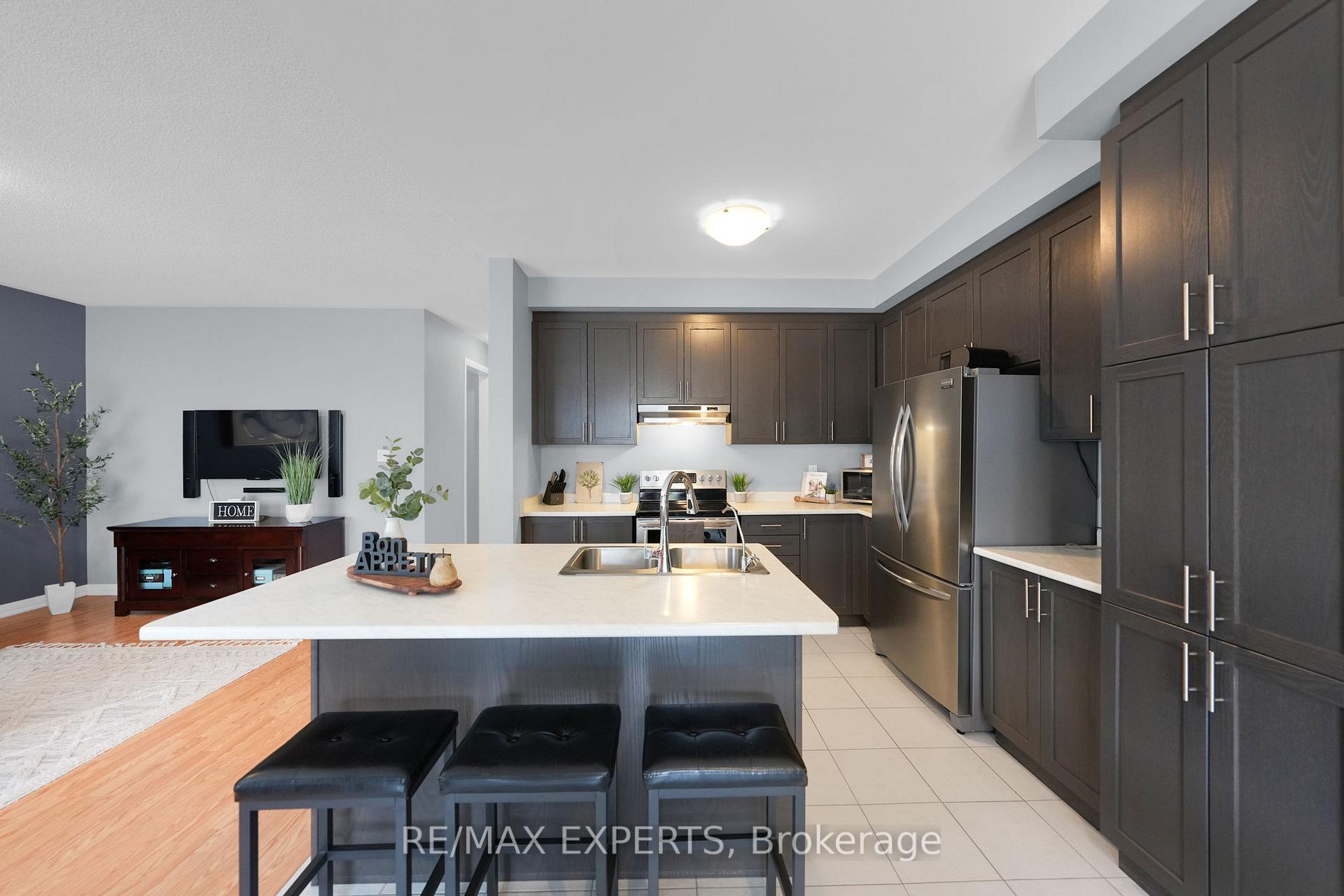 Photo 13 of 86 Martin Trail, New Tecumseth, Tottenham — HOMEH