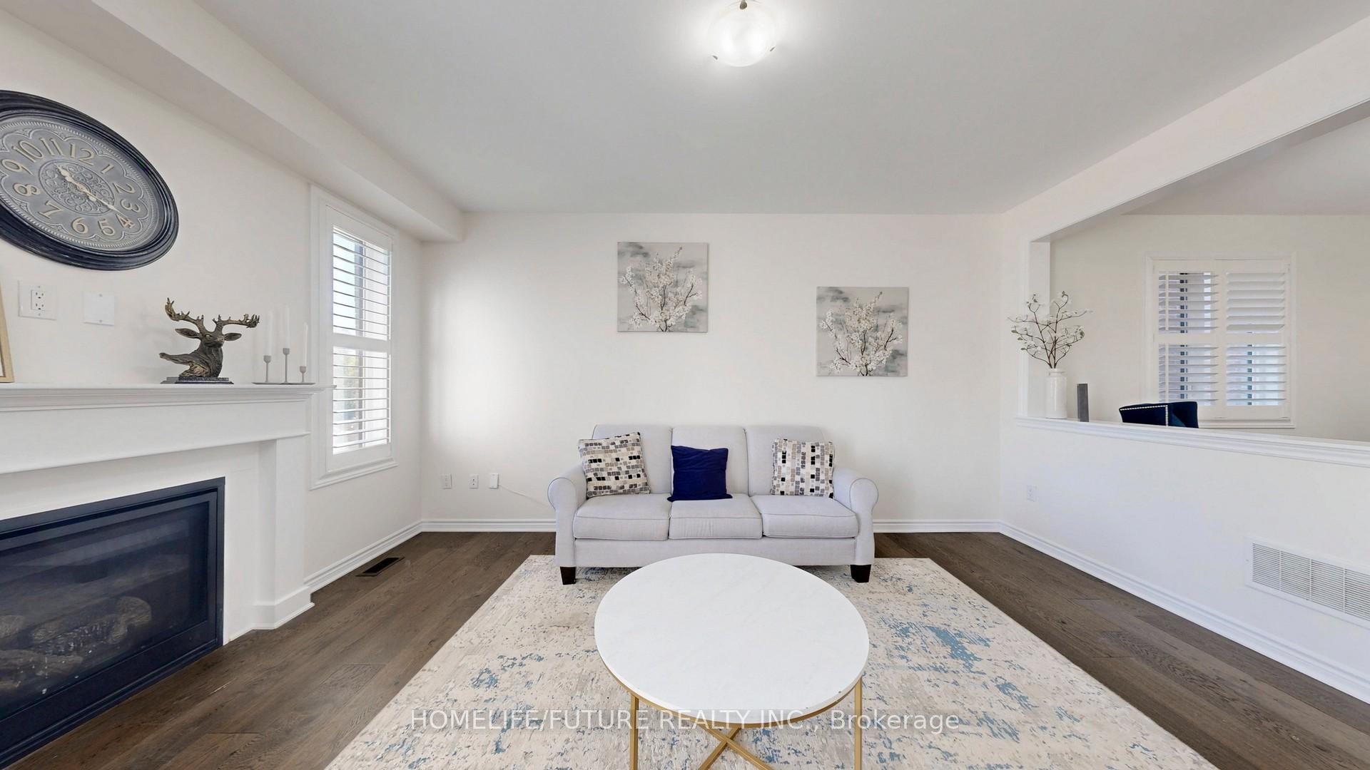 Photo 16 of 92 Barkerville Drive, Whitby, Lynde Creek — HOMEH
