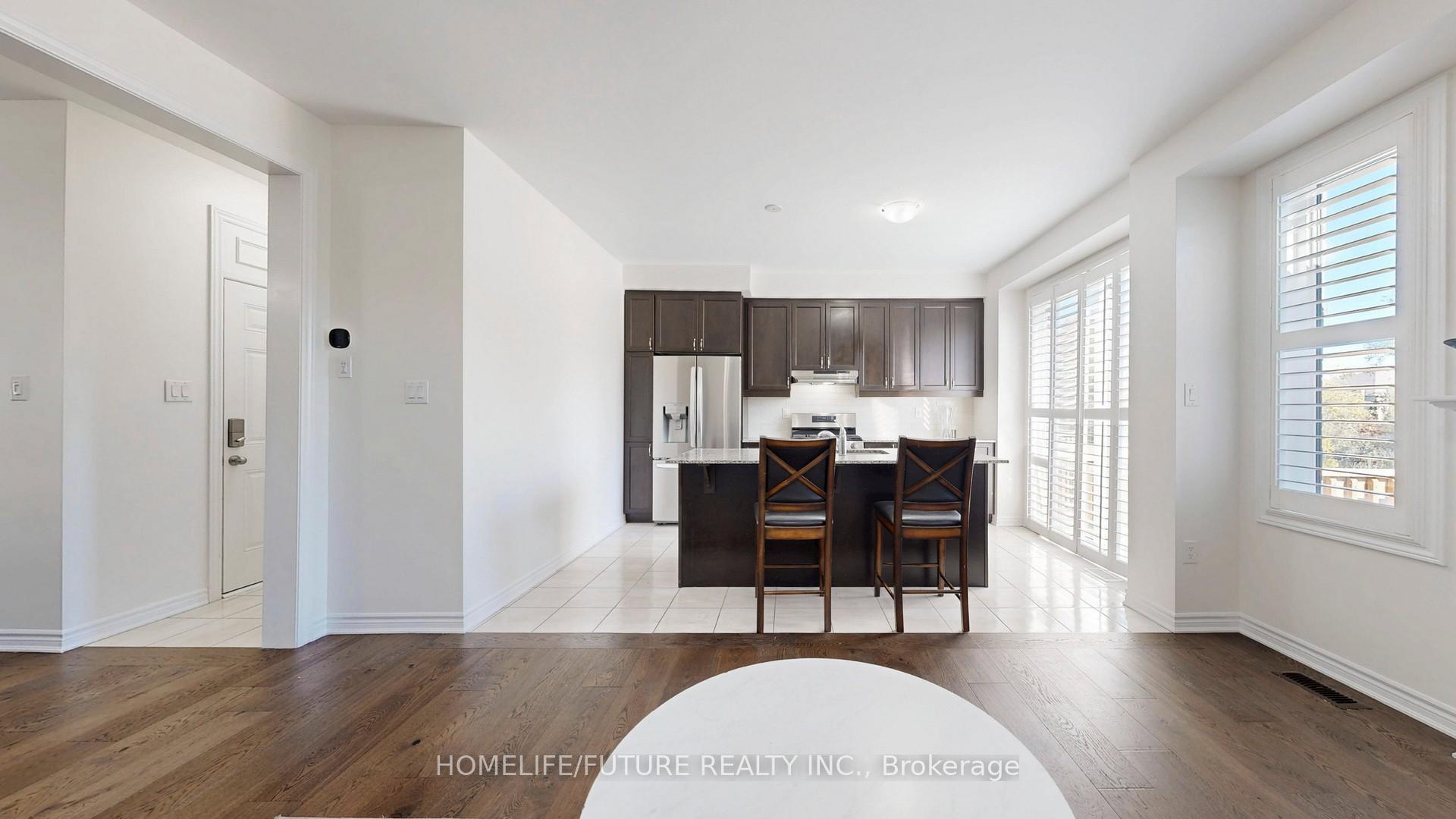Photo 9 of 92 Barkerville Drive, Whitby, Lynde Creek — HOMEH