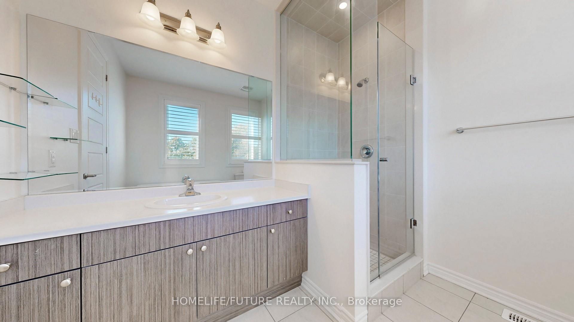 Photo 49 of 92 Barkerville Drive, Whitby, Lynde Creek — HOMEH