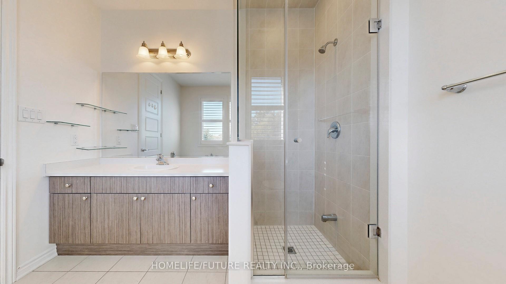 Photo 31 of 92 Barkerville Drive, Whitby, Lynde Creek — HOMEH