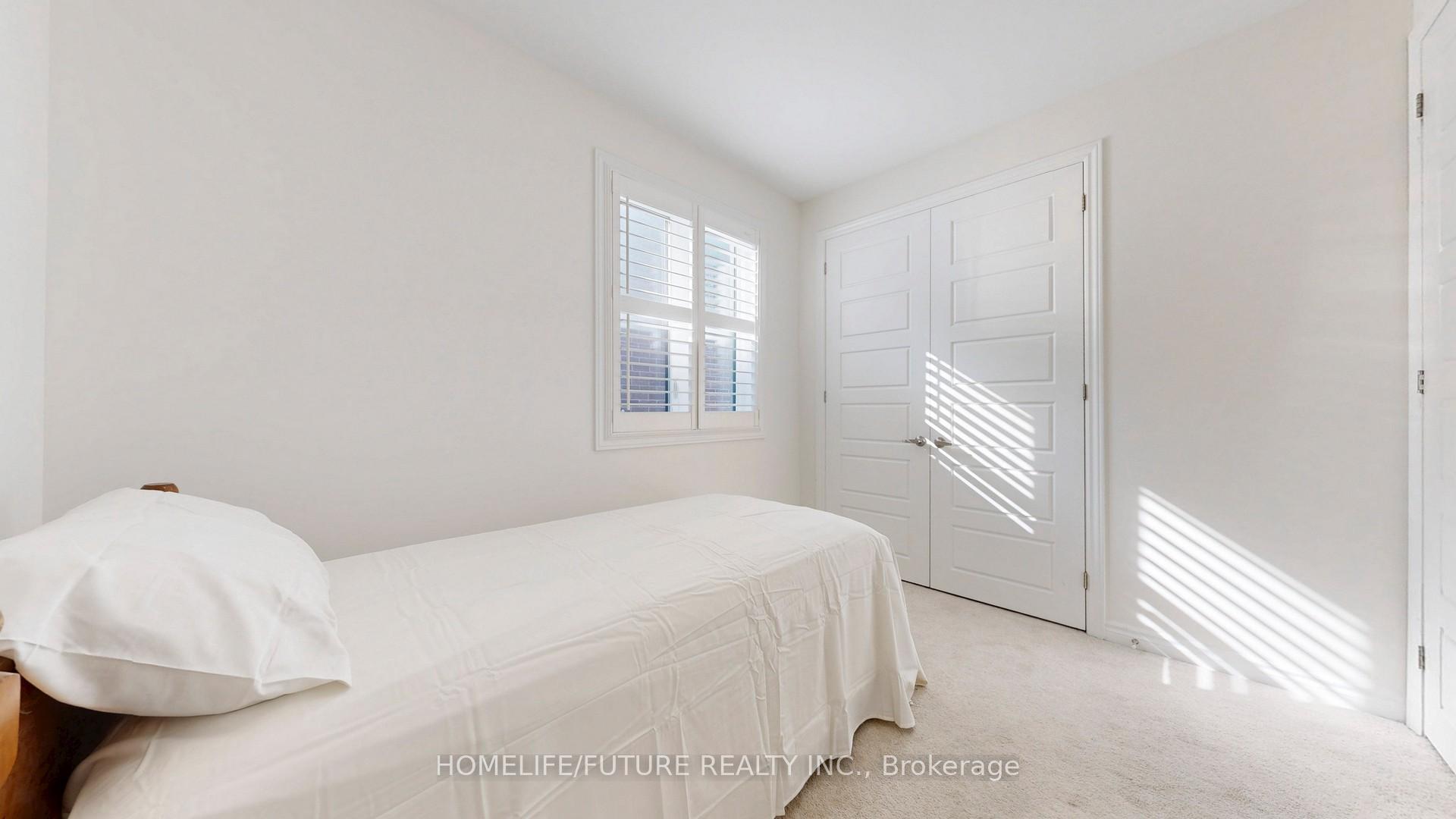 Photo 39 of 92 Barkerville Drive, Whitby, Lynde Creek — HOMEH