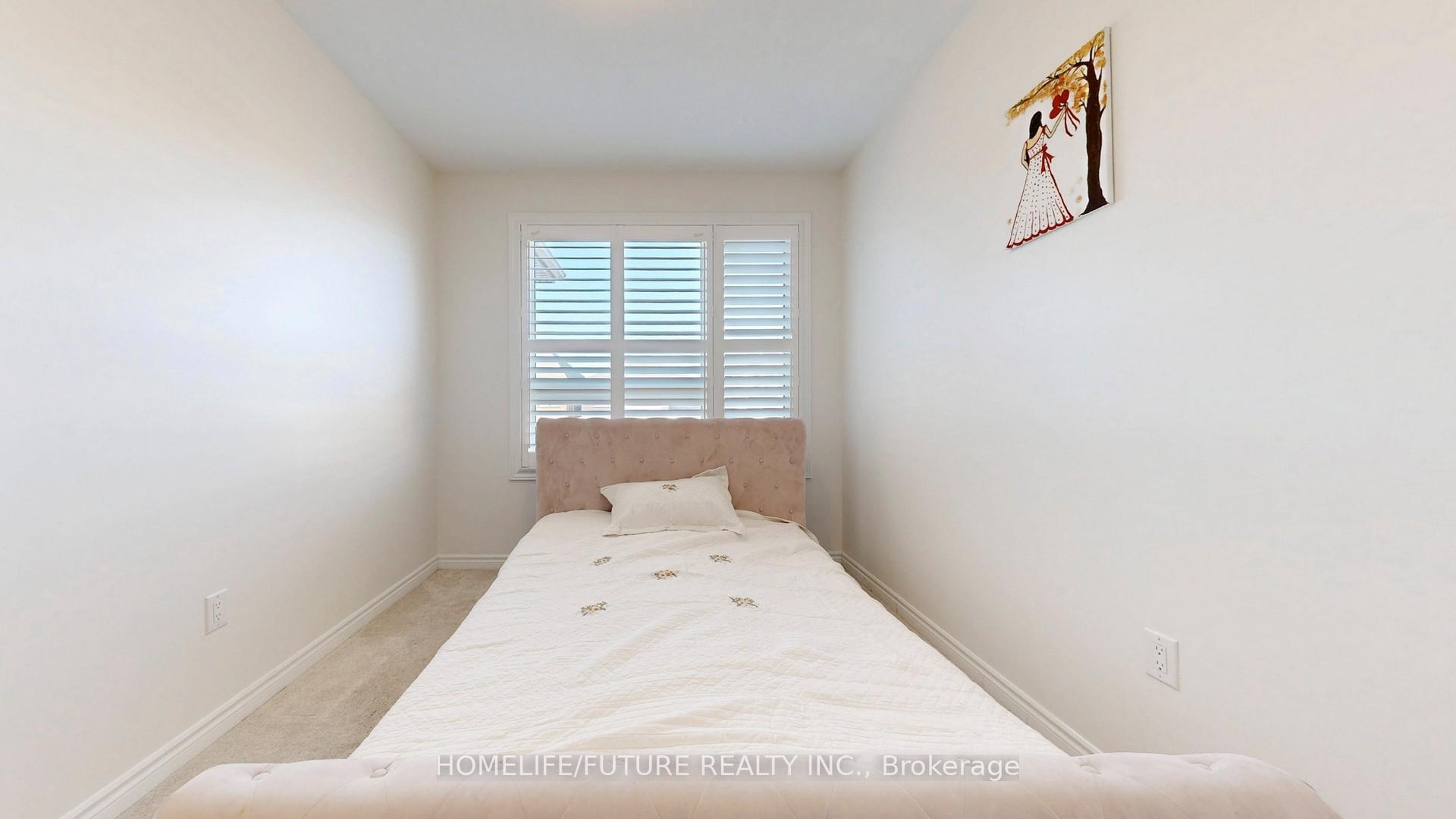 Photo 36 of 92 Barkerville Drive, Whitby, Lynde Creek — HOMEH