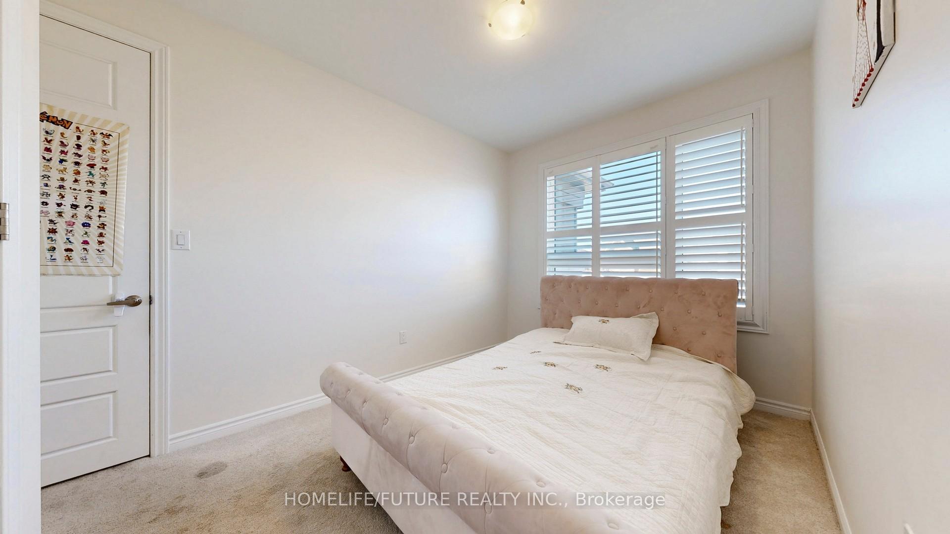 Photo 37 of 92 Barkerville Drive, Whitby, Lynde Creek — HOMEH