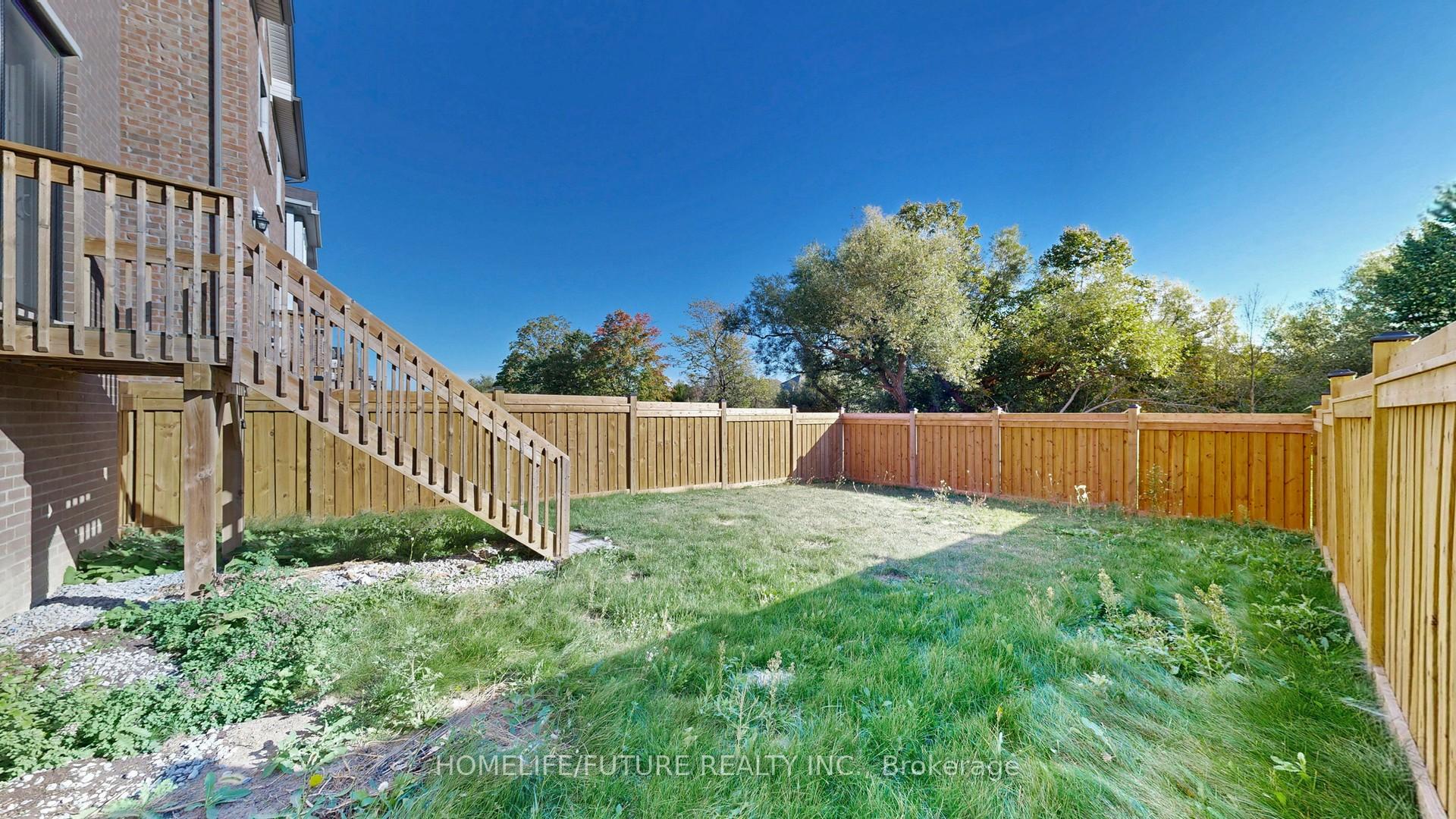 Photo 44 of 92 Barkerville Drive, Whitby, Lynde Creek — HOMEH